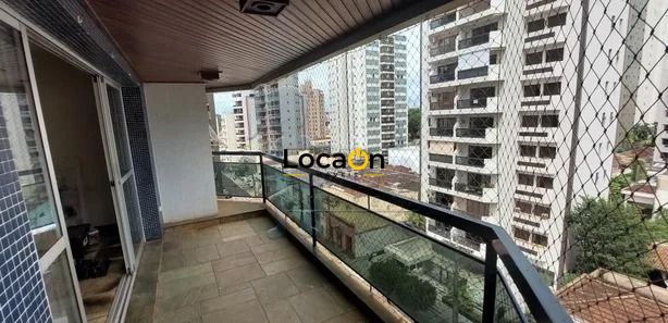 Apto no centro 143 m²