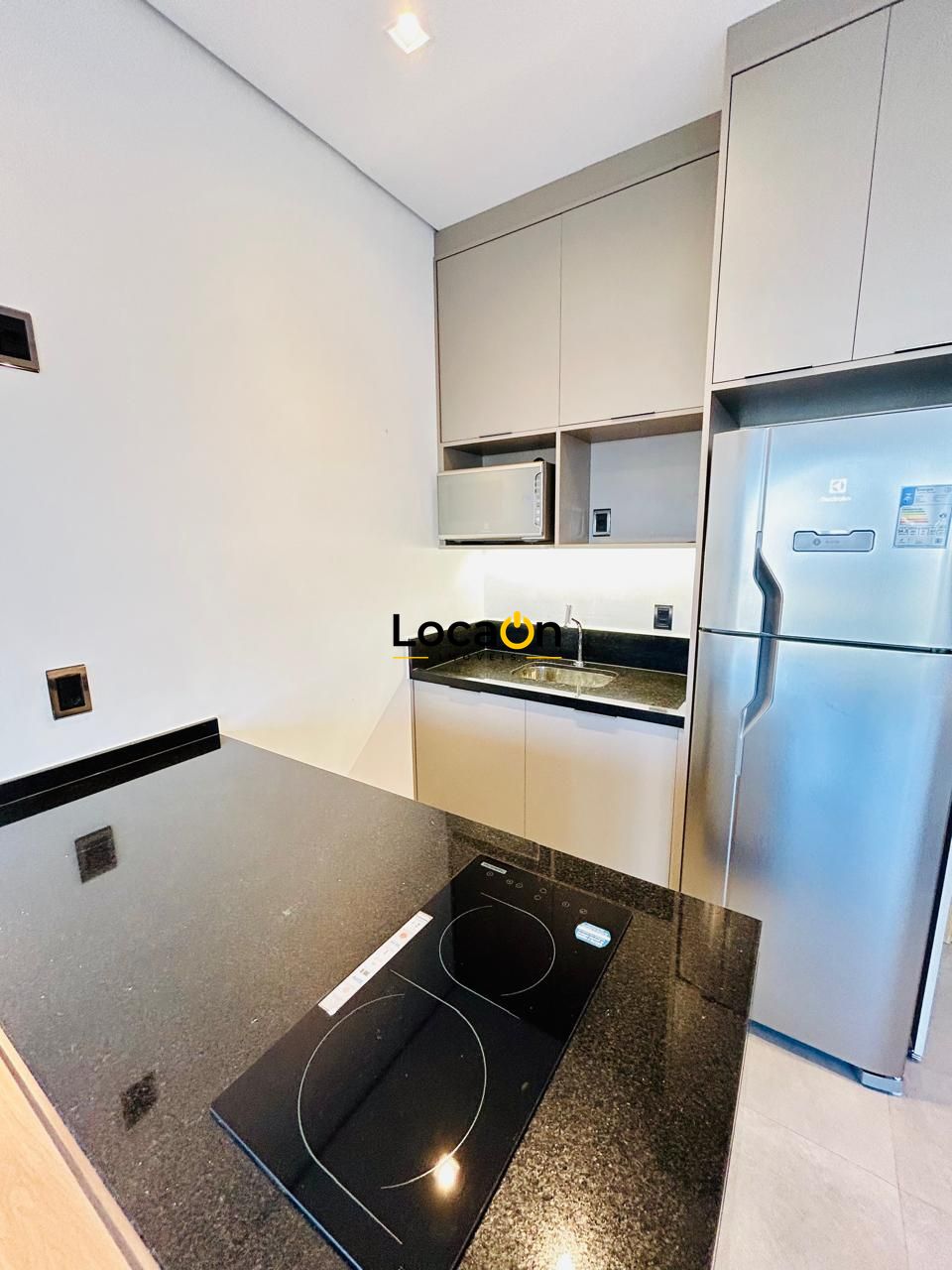 ALUGA - Studio Semi-mobiliado no Jardim Botânico - Cond. Le Mond Parc