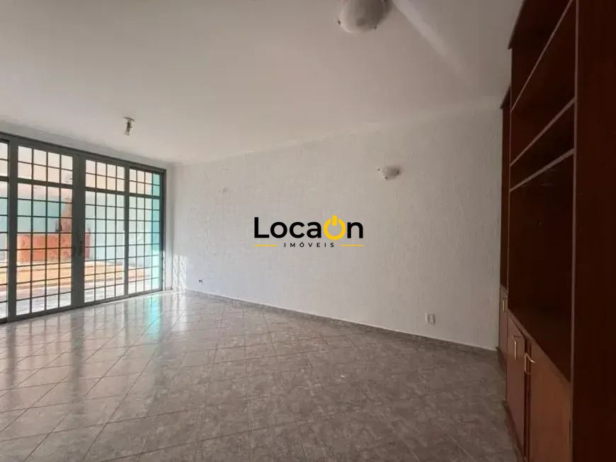 Casa, 4 quartos, 332 m² - Foto 3
