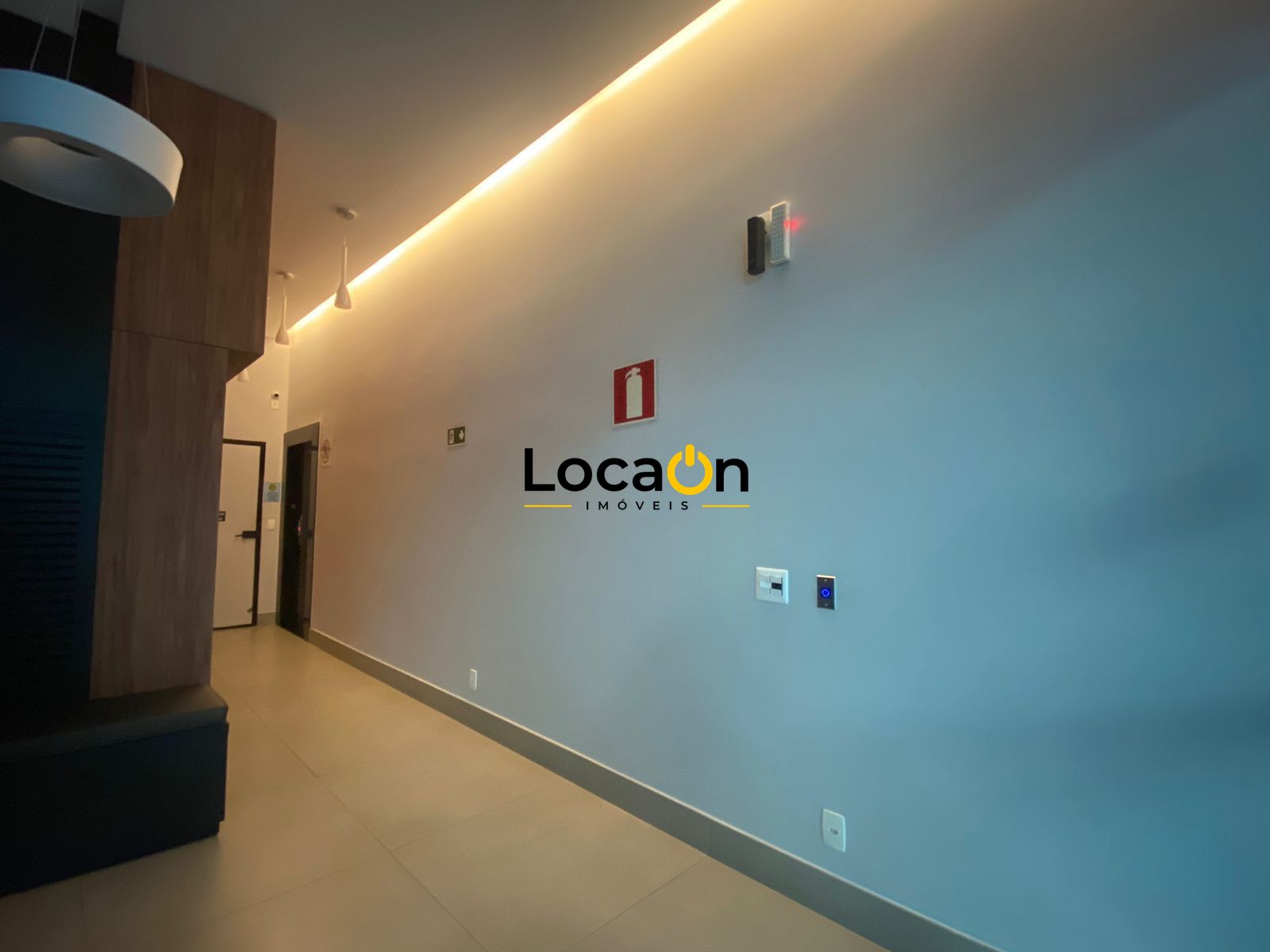 VENDE apartamento com 1 quarto no bairro de Lourdes em Belo Horizonte.