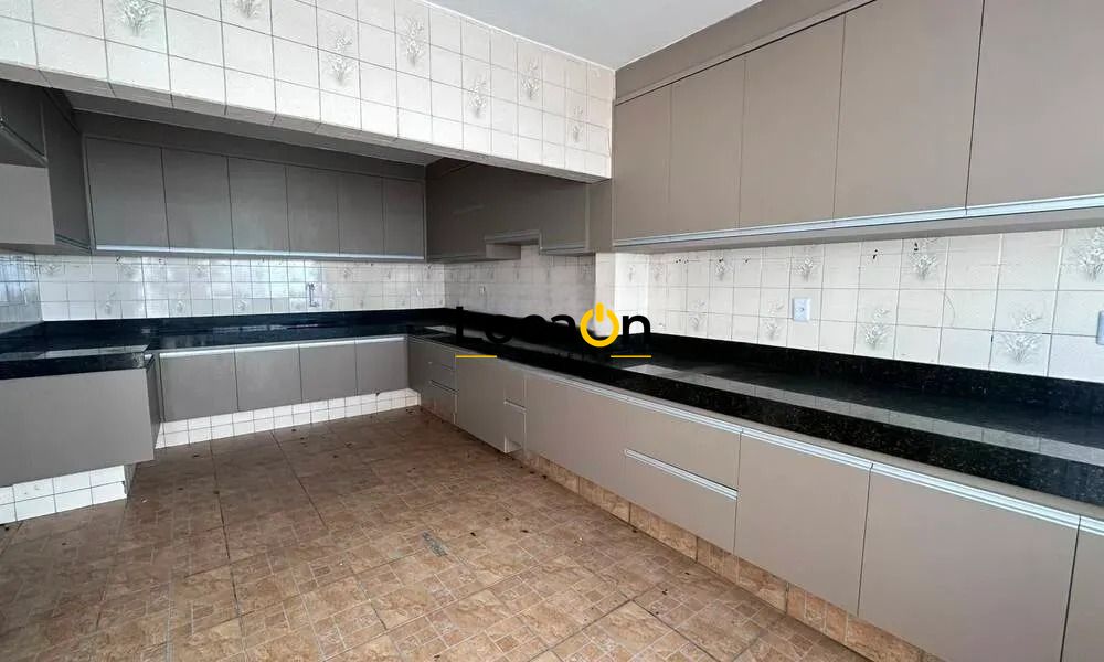 Casa, 3 quartos, 256 m² - Foto 10