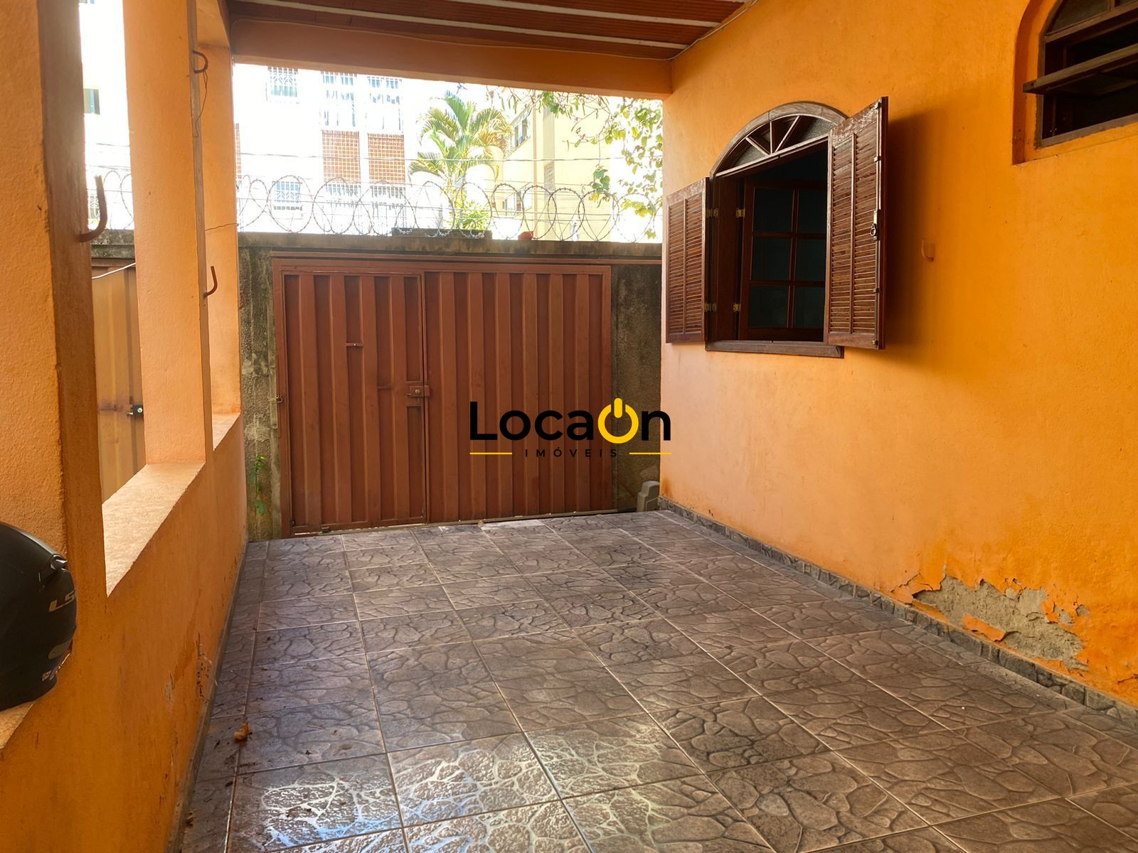 VENDE - Casa com 5 Quartos - Bairro Cidade Nova - Belo Horizonte