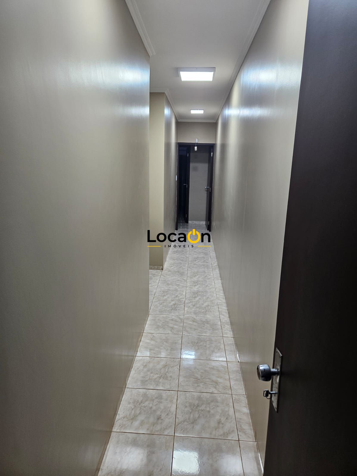 ALUGA- Casa 3 dormitórios, suíte, 2 banheiros, casa planejada em Ribeirão Preto
