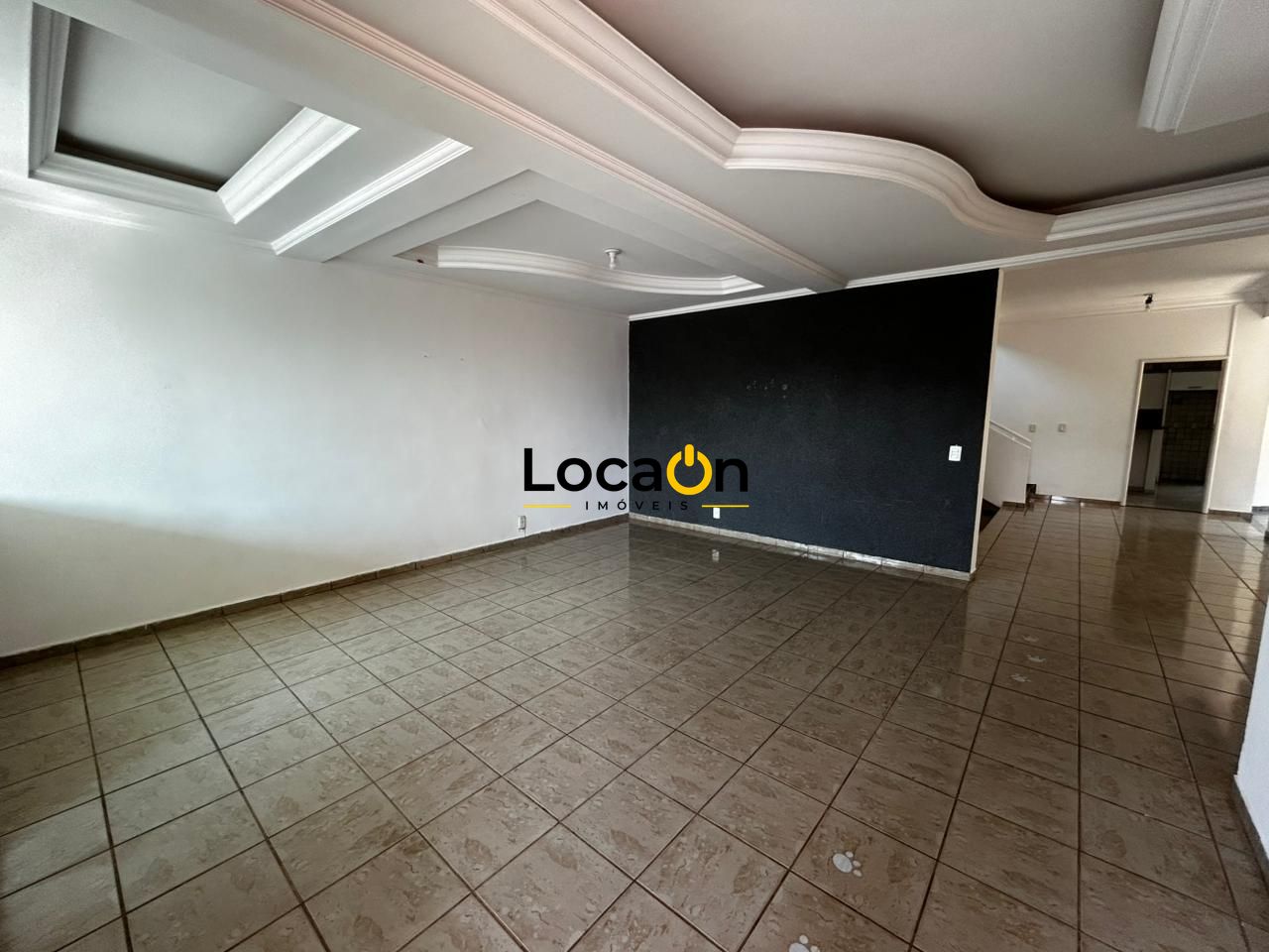 ALUGA - Casa/Sobrado 4 quartos com suítes - Bairro Jd Planalto - Goiânia