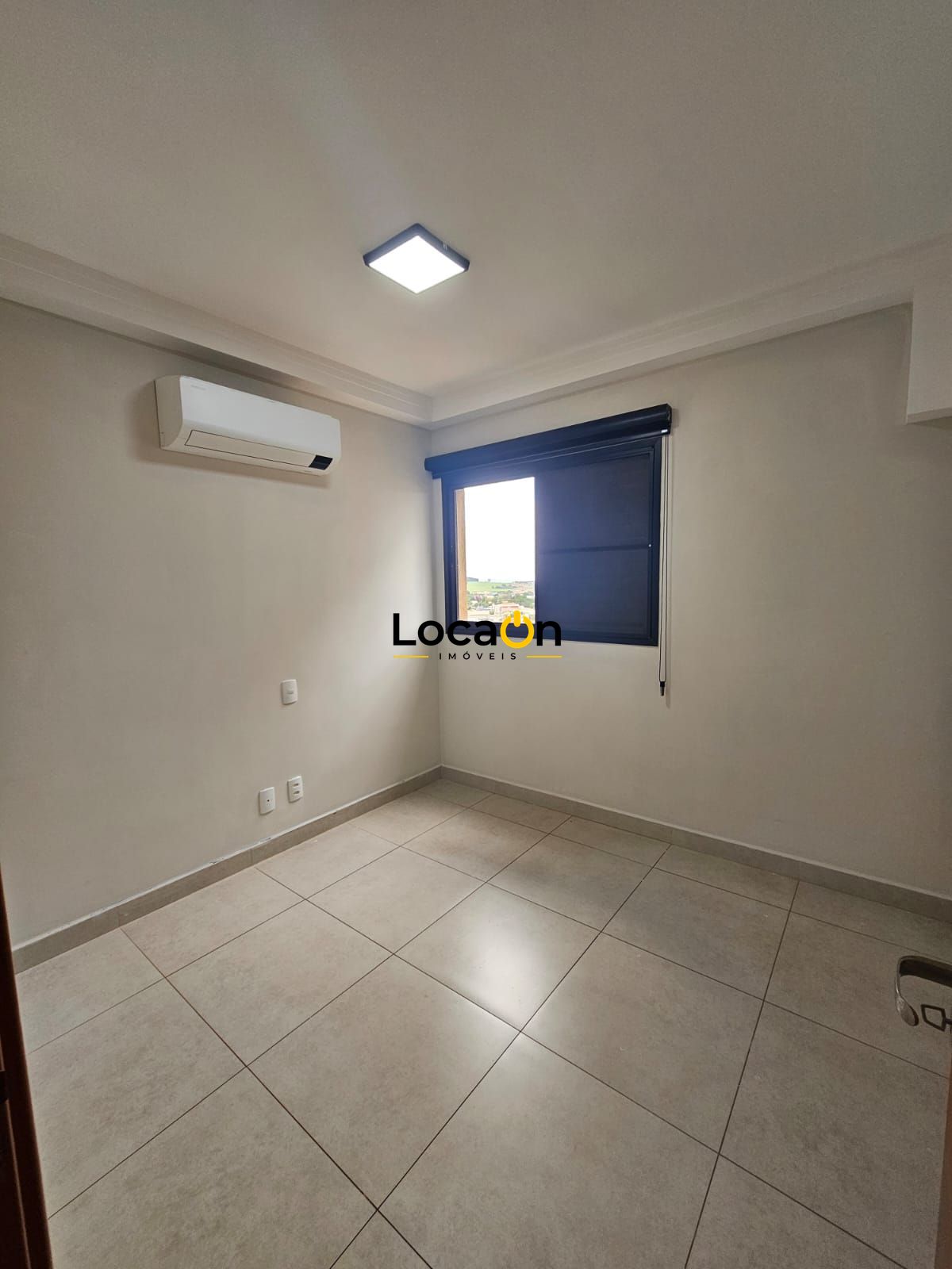 VENDE - Apartamento 2 Dormitórios - Bairro da Ribeirânia - Ribeirão Preto