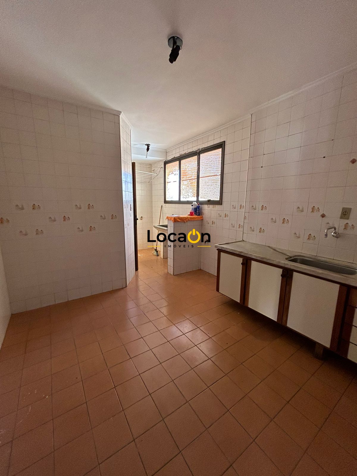 ALUGA - Apartamento no Centro com 2 quartos - Ribeirão Preto
