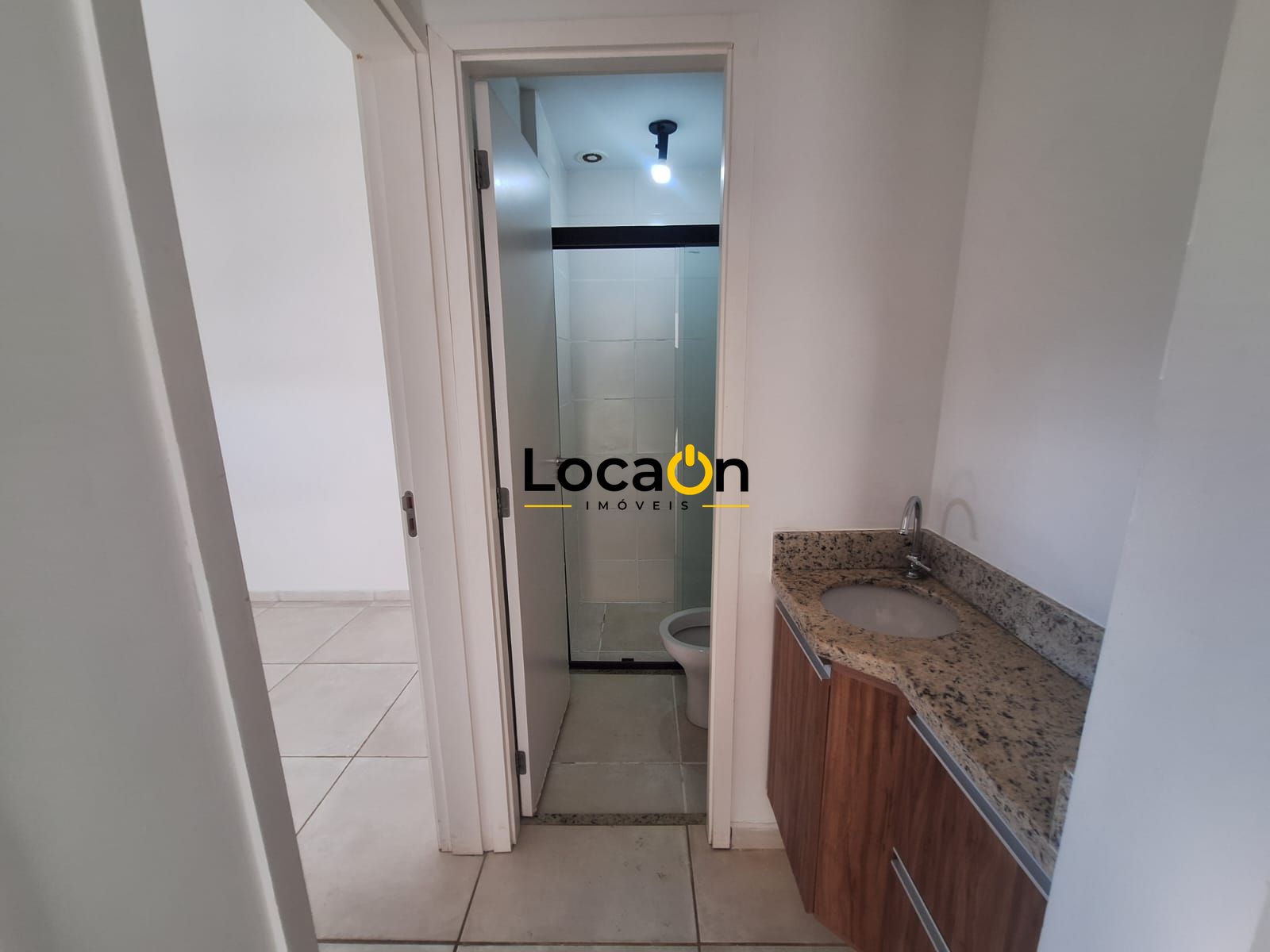 ALUGA- Apartamento 2 quartos, 1 banheiro, sacada localizado em Bonfim Paulista