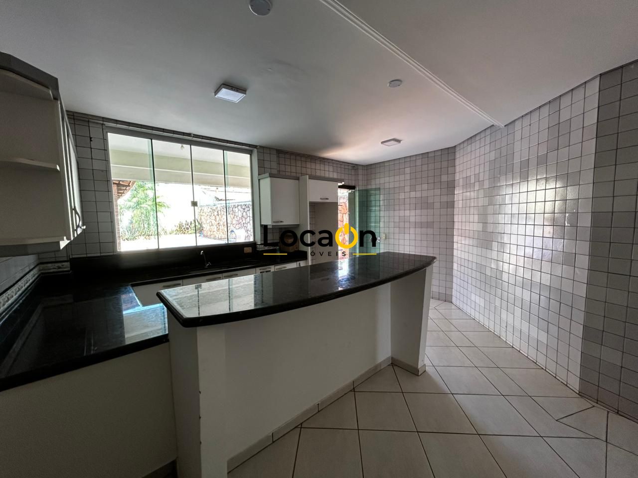 ALUGA - Casa/Sobrado 4 quartos com suítes - Bairro Jd Planalto - Goiânia