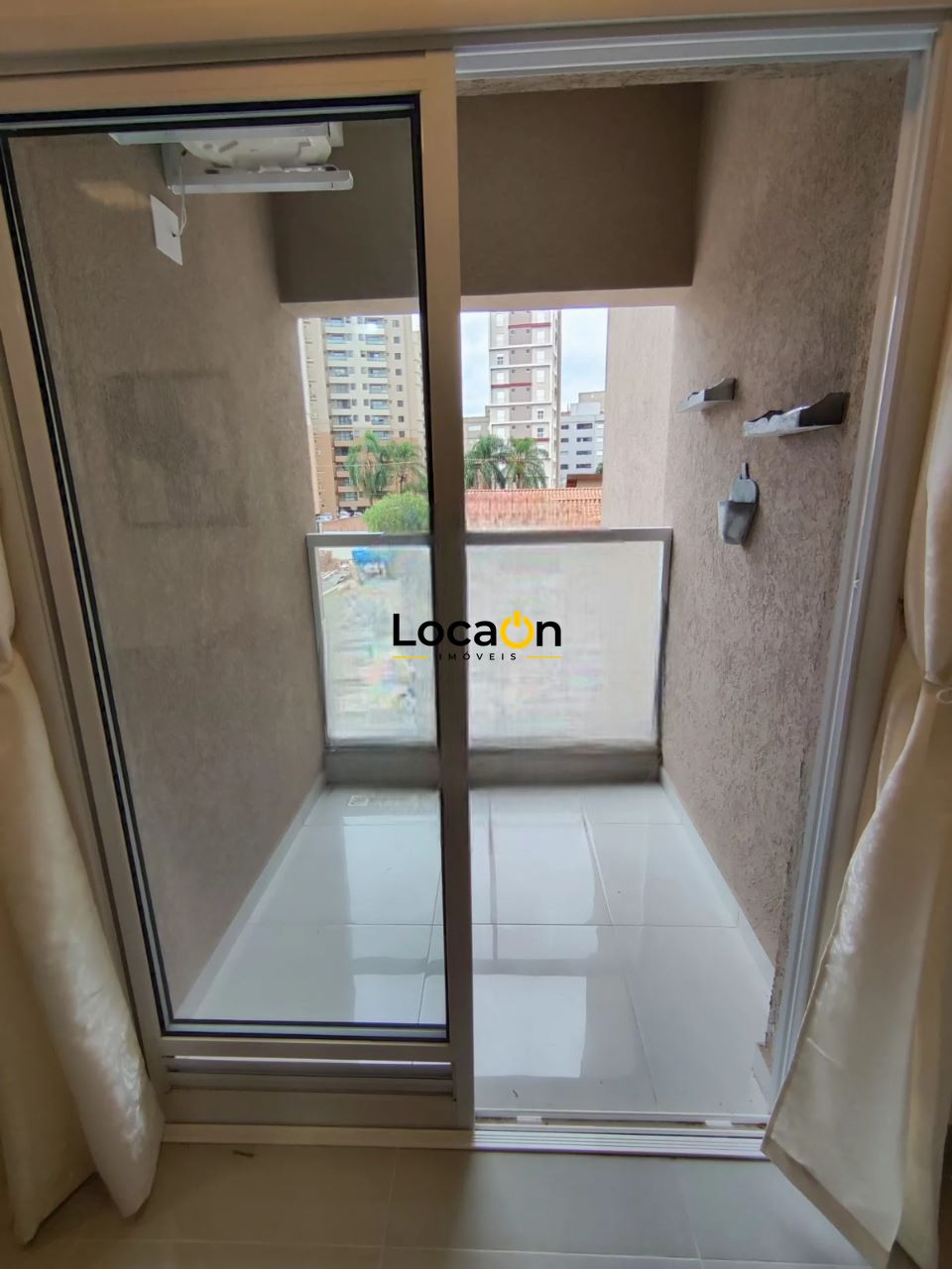 ALUGA - Apartamento Studio mobiliado próximo a Unaerp