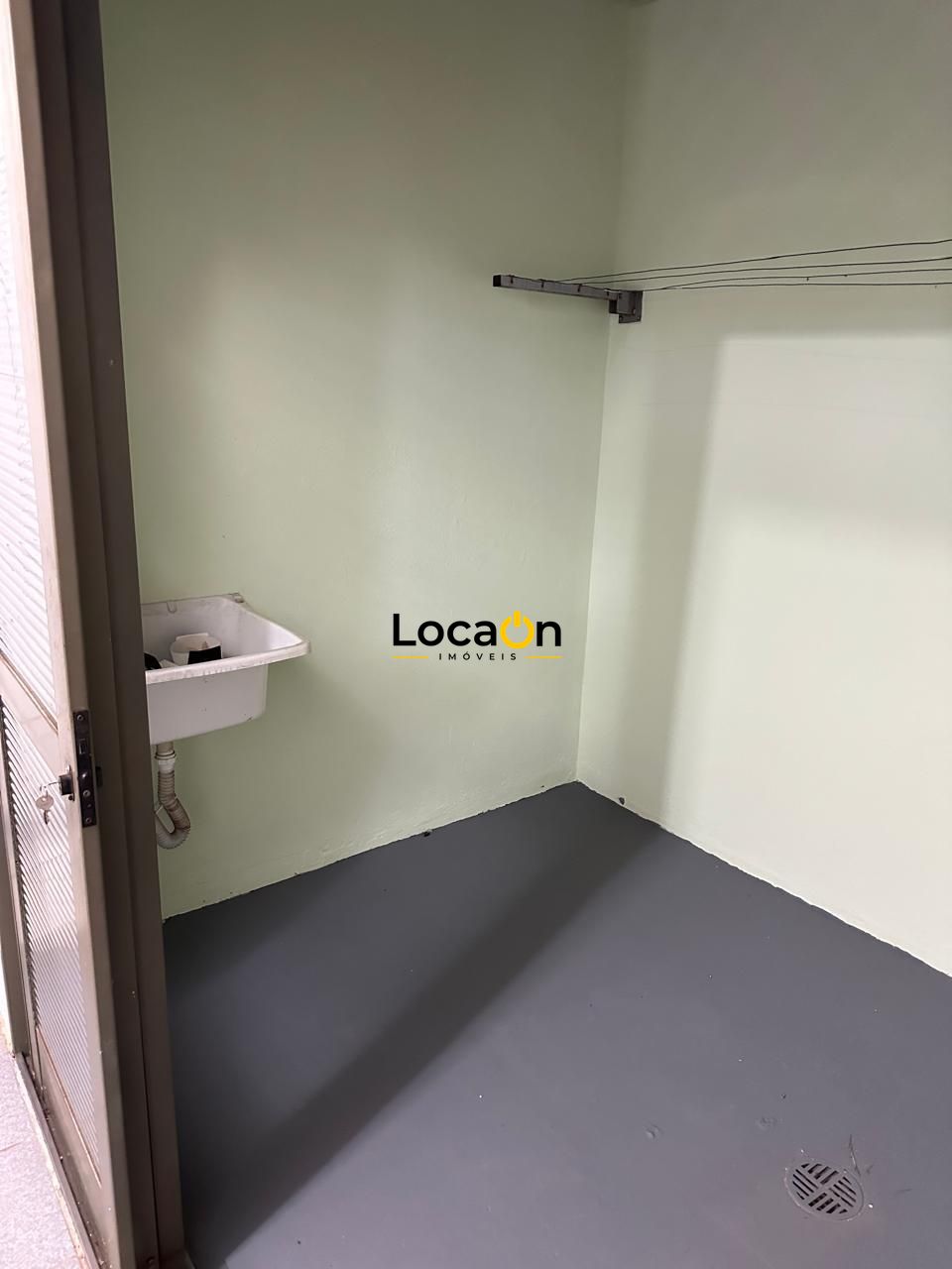 VENDE ou ALUGA - Apartamento 2 Dormitórios - Planalto Verde - Ribeirão Preto