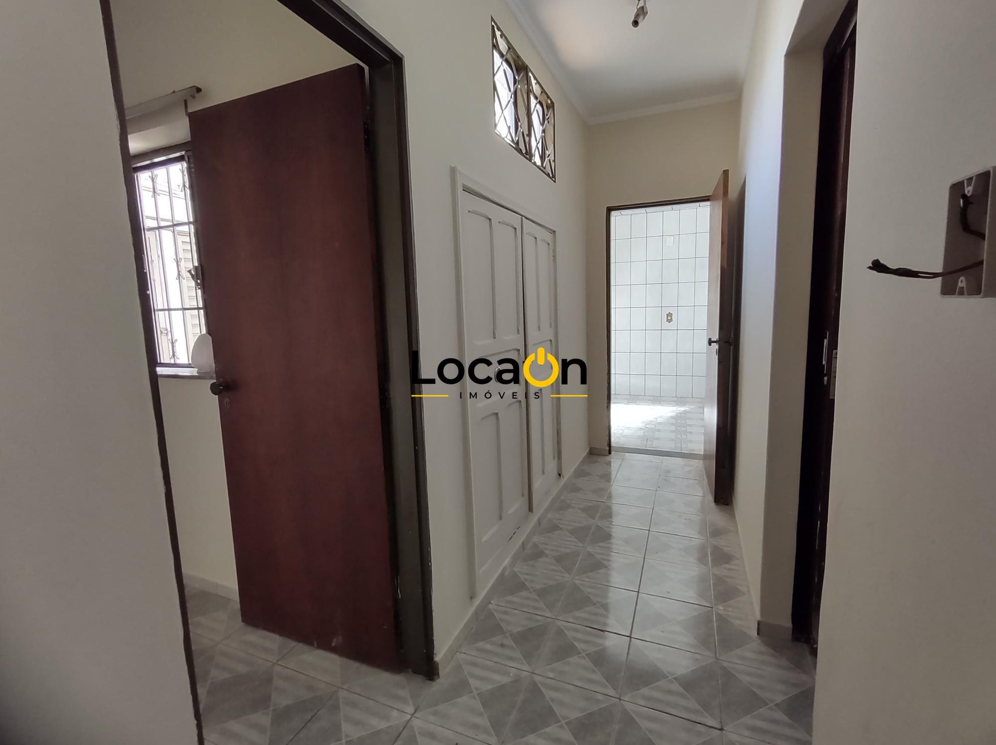 VENDE - Casa 3 dormitórios no Campos Eliseos - Ribeirão Preto