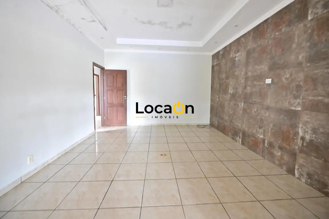 ALUGA - Casa 3 Quartos - Jd. Leblom - Goiânia/GO