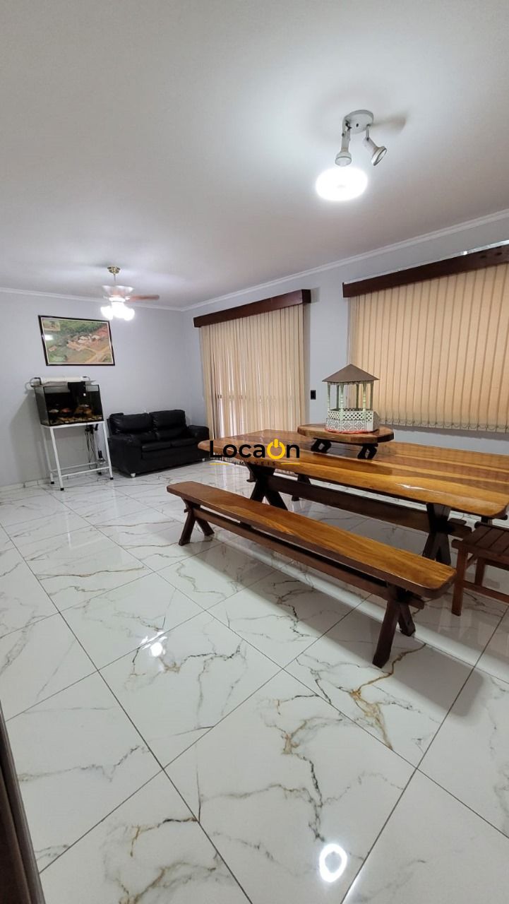 ENDE - Apartamento - 4 quartos, 2 salas, closet - Jardim Presidente Médice