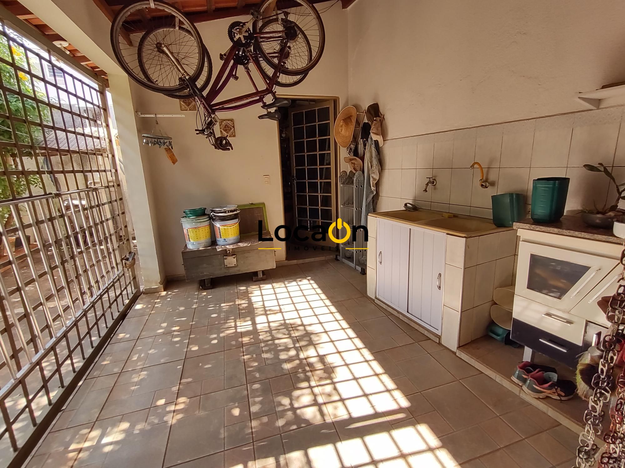 ALUGA ou VENDE - Casa com piscina no Jardim América - Araraquara/SP