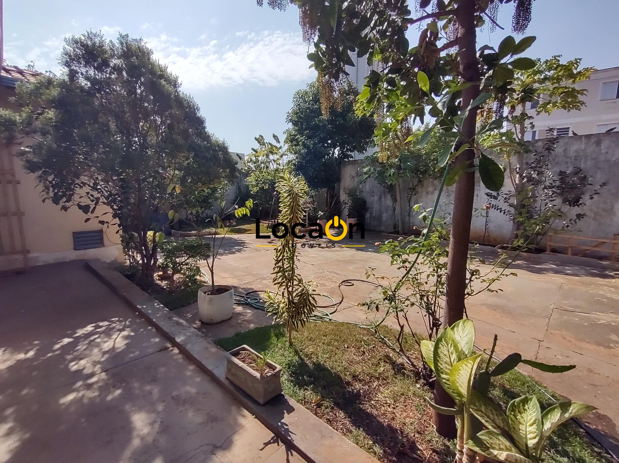 ALUGA ou VENDE - Casa com piscina no Jardim América - Araraquara/SP