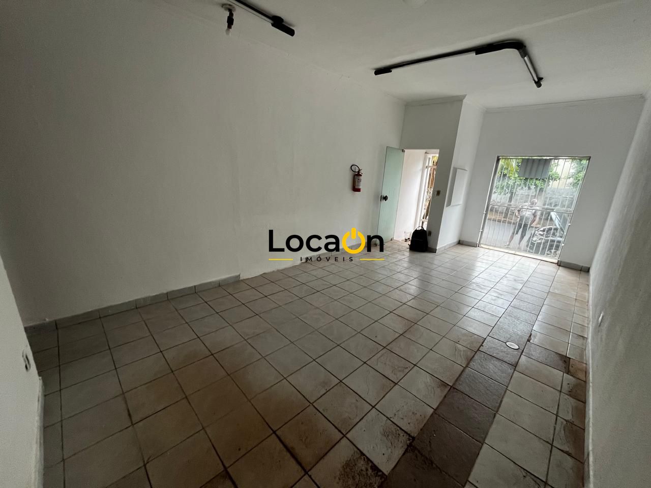 Prédio Inteiro, 42 m² - Foto 1