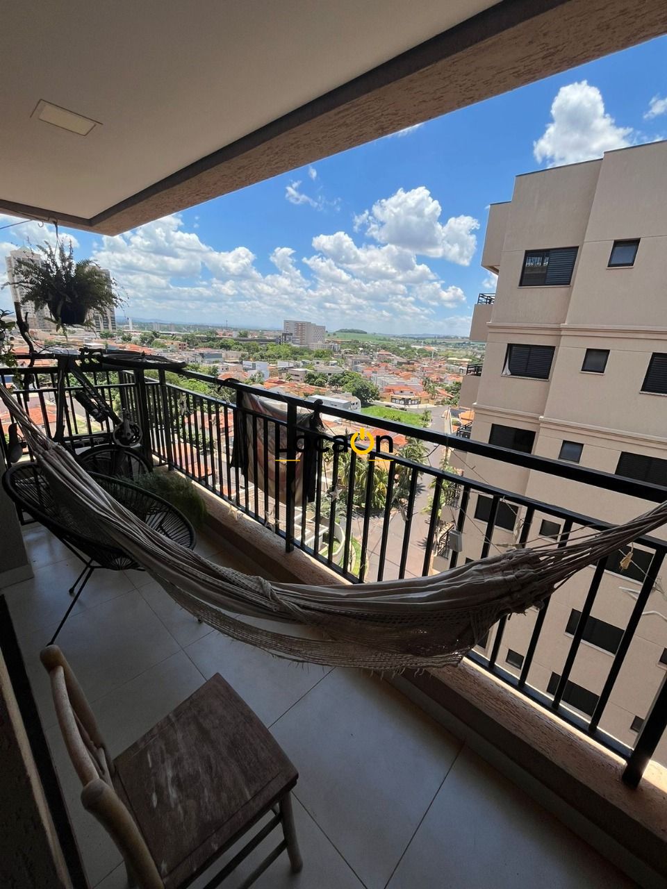 VENDE - Apartamento 2 Dormitórios - Bairro da Ribeirânia - Ribeirão Preto