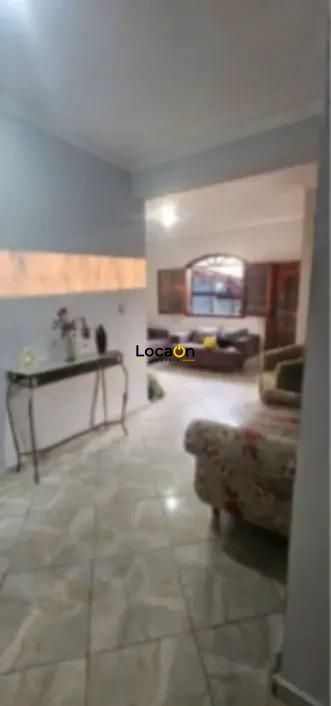 ALUGA - Casa Mobiliada 4 Quartos no bairro Minaslândia - Belo Horizonte.
