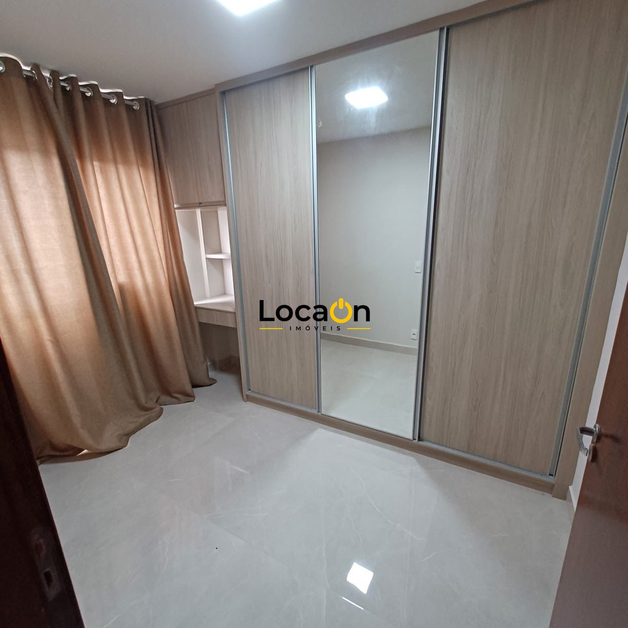 VENDE-SE apartamento com 2 quartos no bairro Granja de Freitas em Belo Horizonte