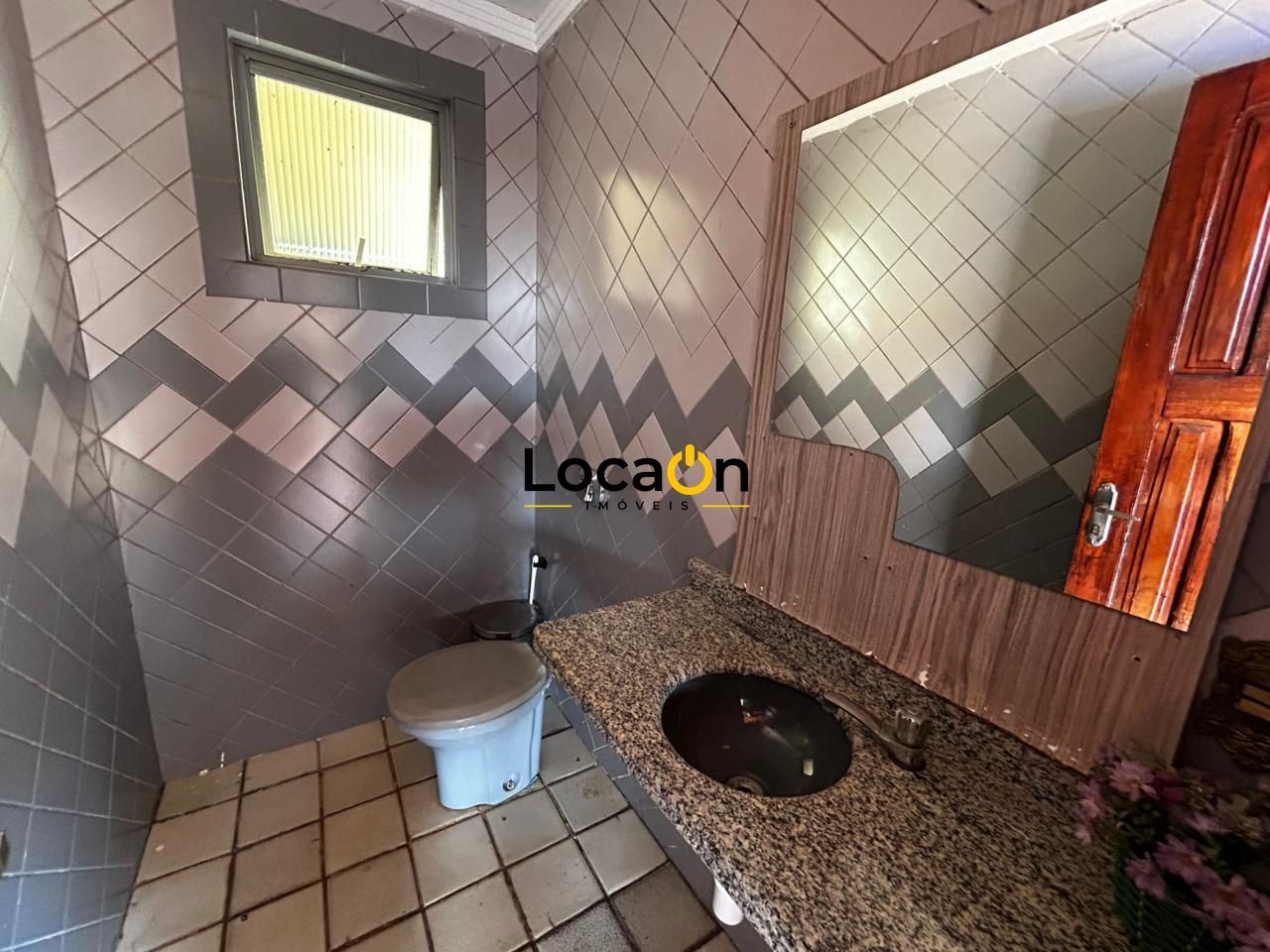 ALUGA - Casa/Sobrado 4 quartos com suítes - Bairro Jd Planalto - Goiânia