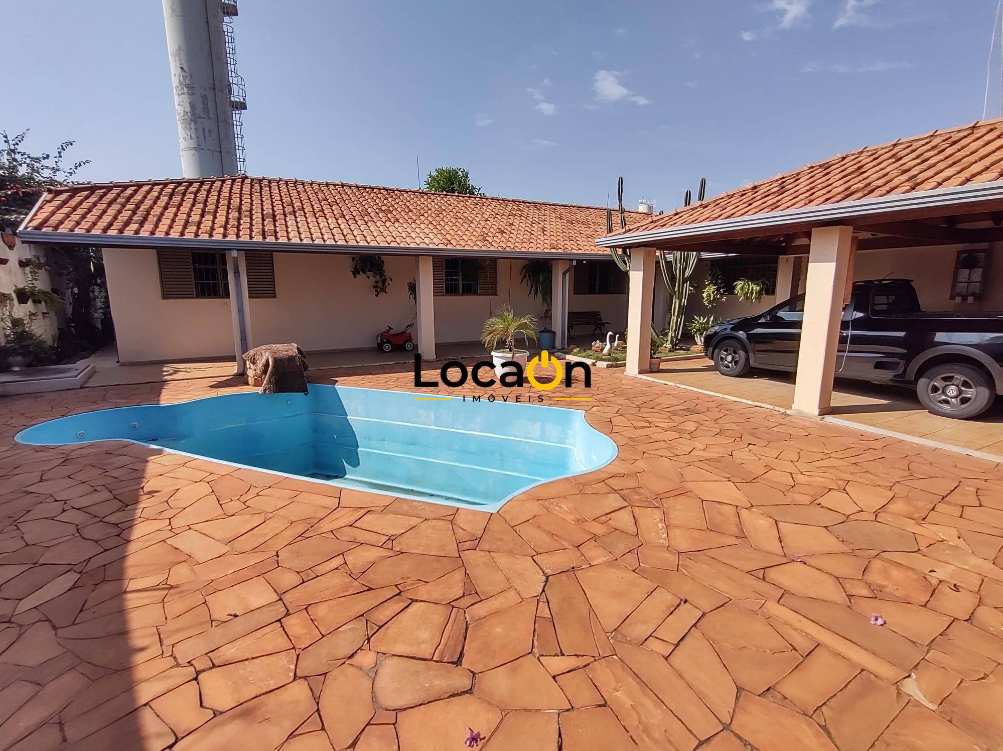 ALUGA ou VENDE - Casa com piscina no Jardim América - Araraquara/SP