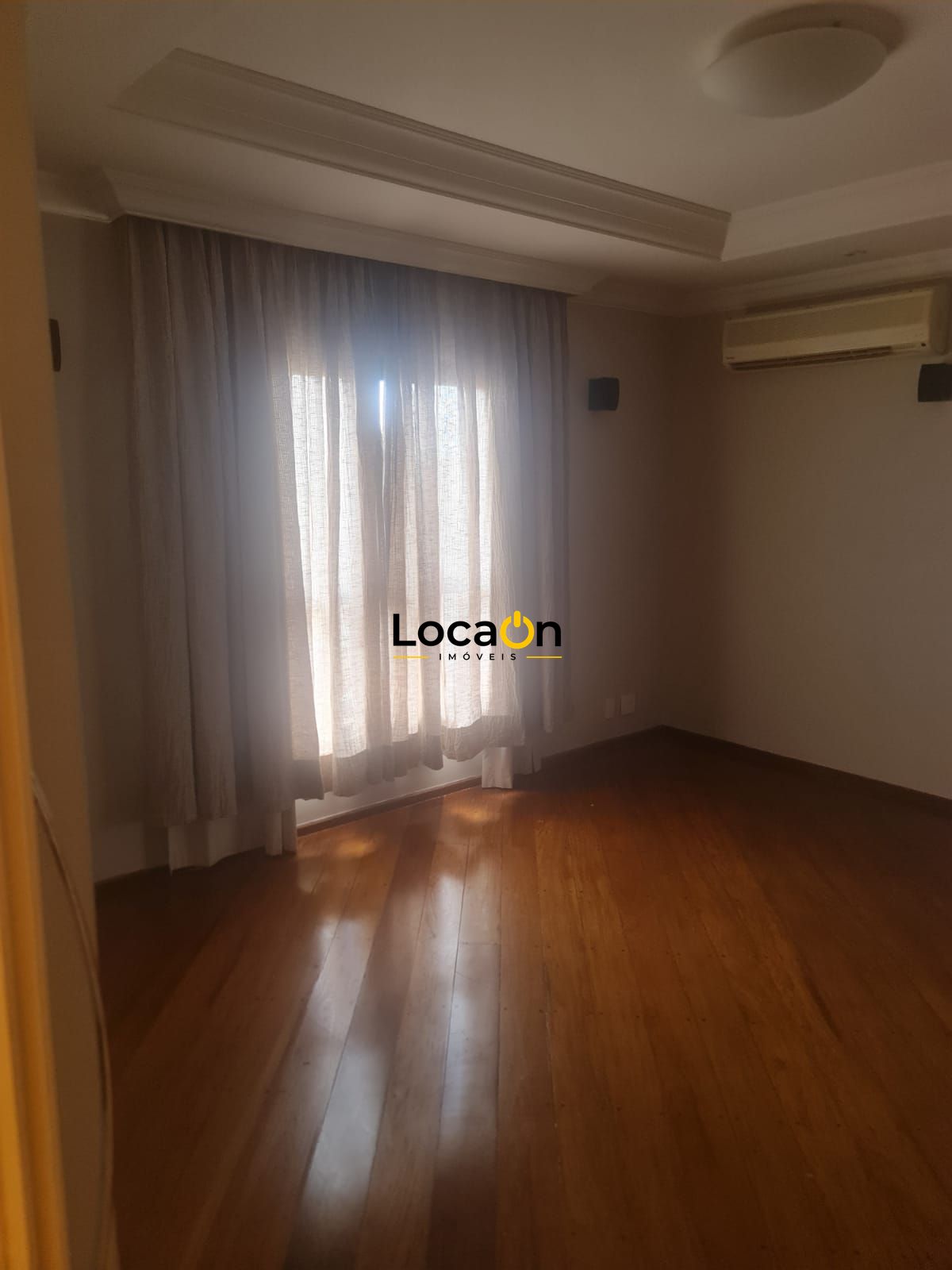 ALUGA - Apartamento com 4 Suítes, 317 m², "Edifício Barão Da Una" Centro - Ribei