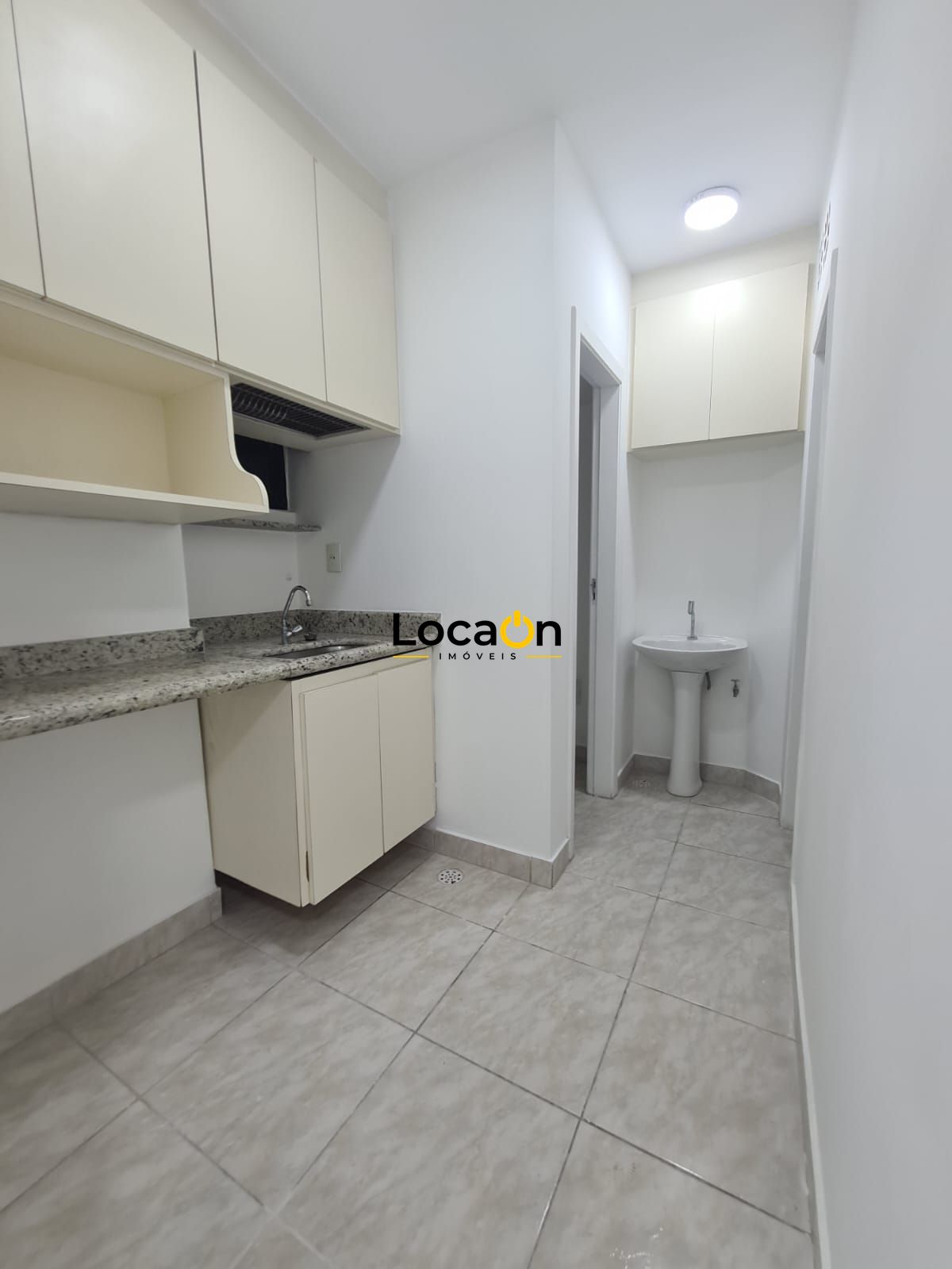 ALUGA - Conjunto Comercial / Sala para alugar 105 m² no centro de São Paulo/SP