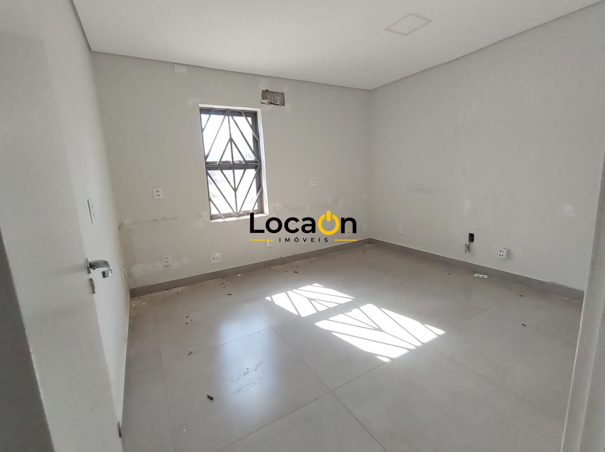 ALUGA - Imóvel Comercial na Zona Sul com 8 salas