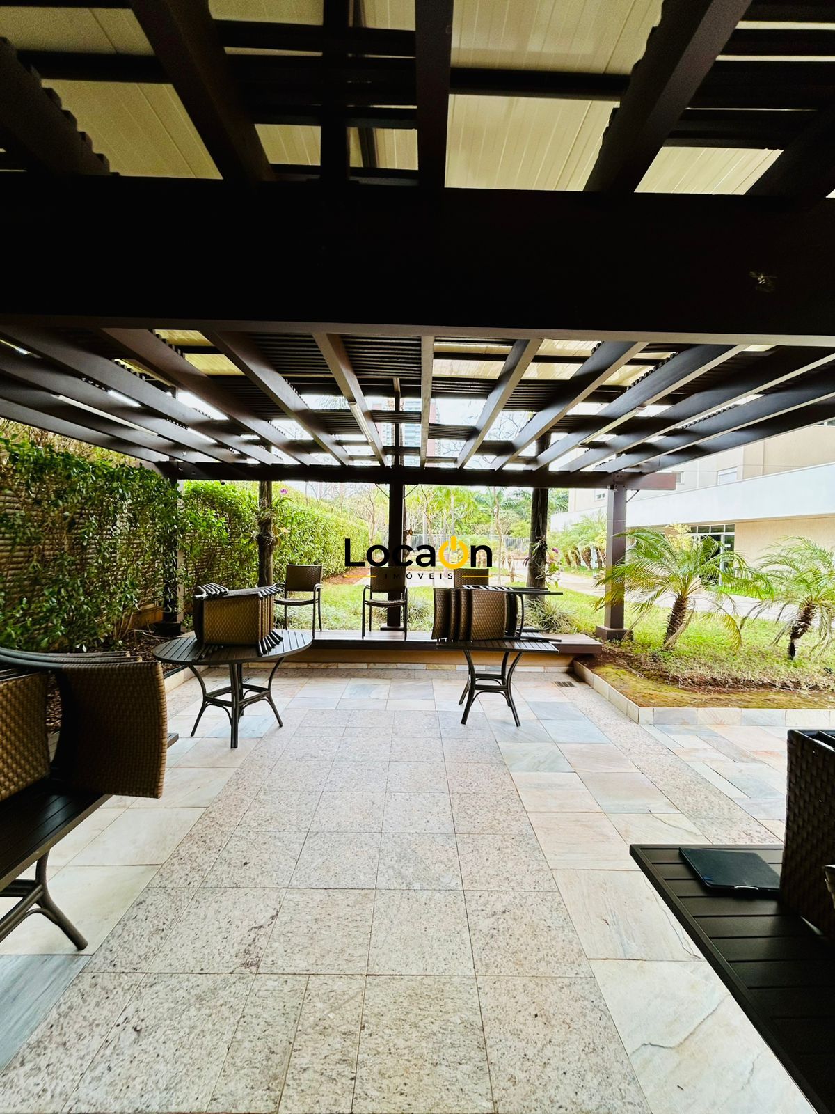 VENDE - Apartamento 156m², 3 Suítes e Varanda Gourmet no Jardim Botânico