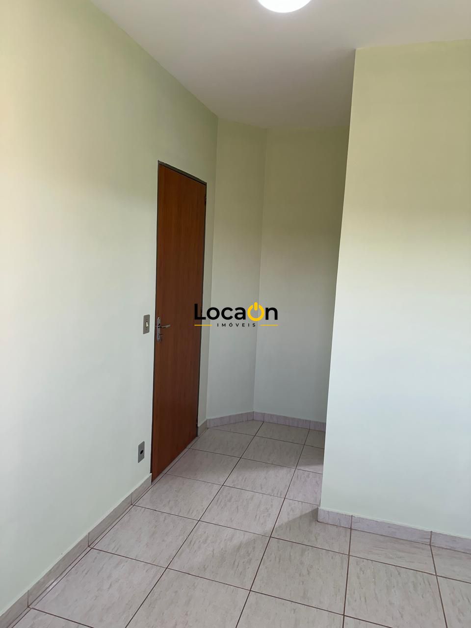 VENDE ou ALUGA - Apartamento 2 Dormitórios - Planalto Verde - Ribeirão Preto