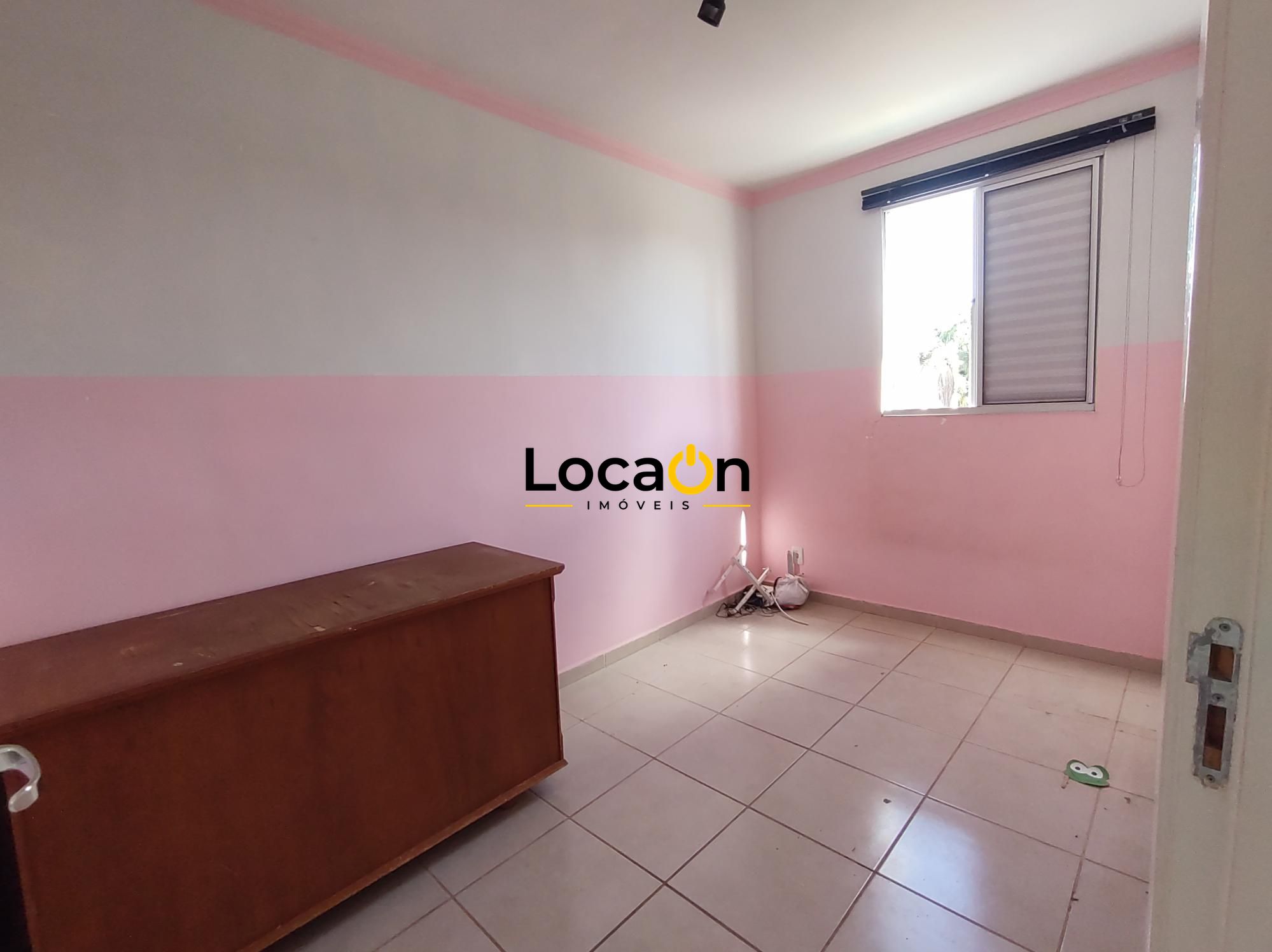 ALUGA - Apartamento 2 dormitórios em Araraquara - Res. Parque Amarige