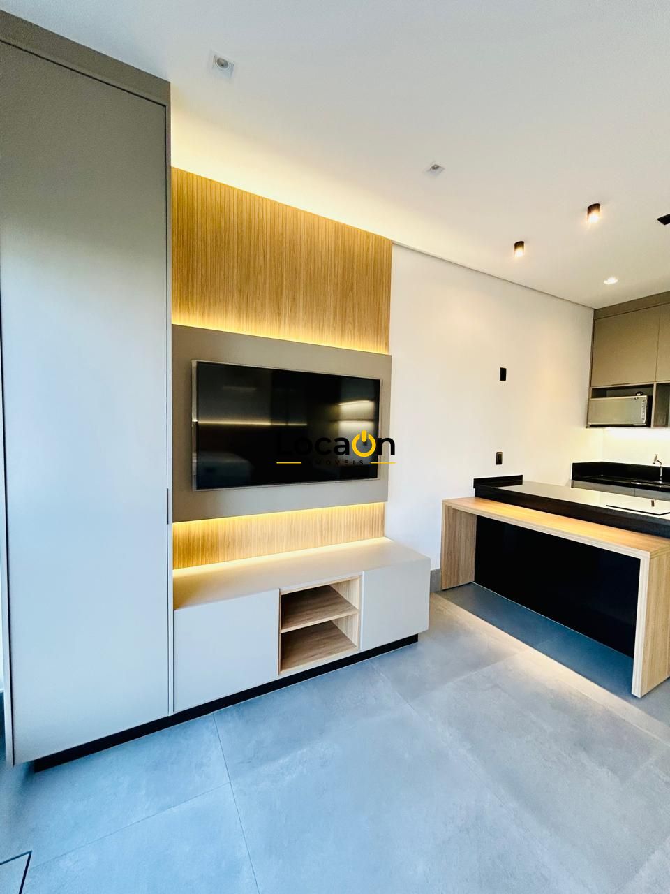 ALUGA - Studio Semi-mobiliado no Jardim Botânico - Cond. Le Mond Parc