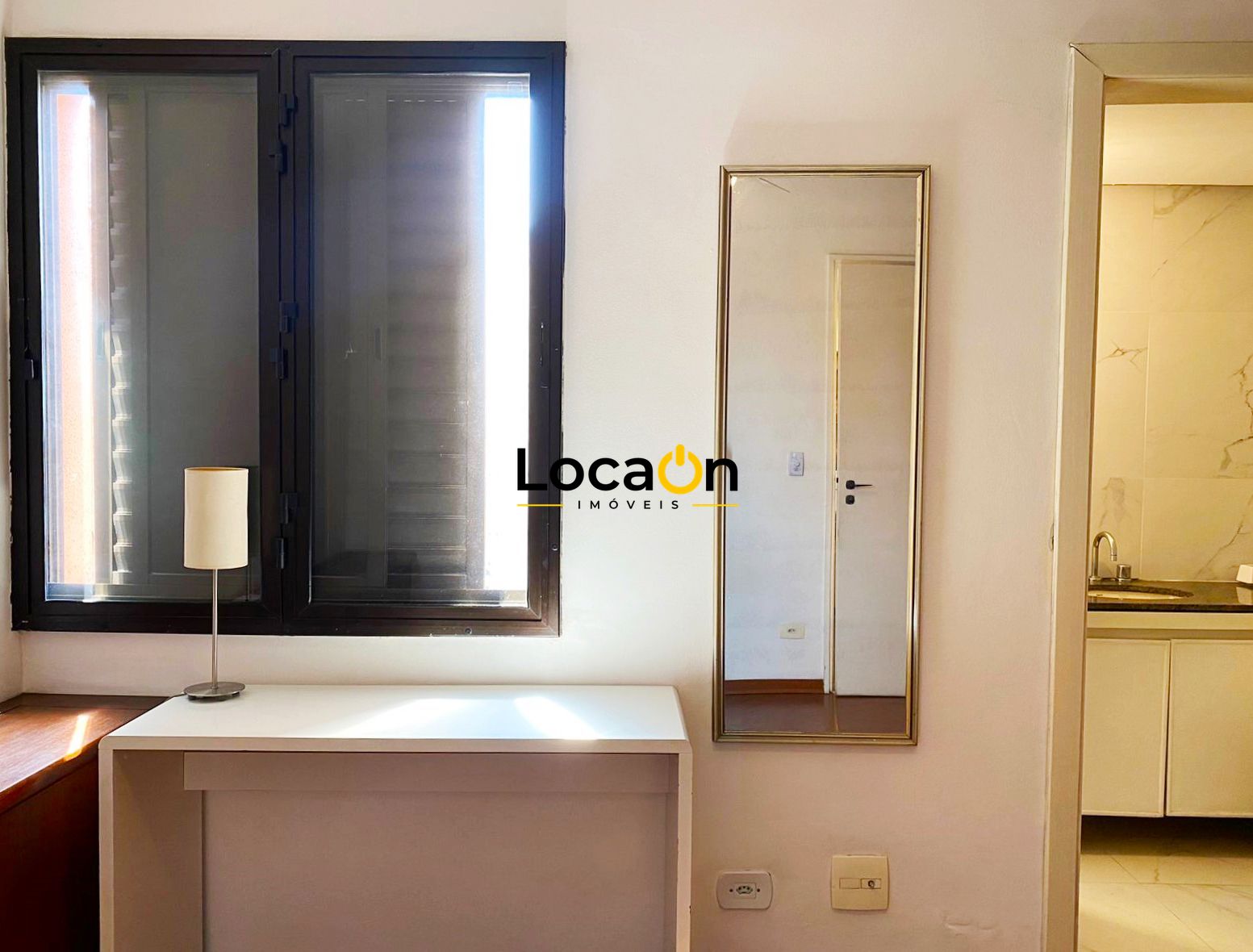 ALUGA - Apartamento mobiliado 1 Dormitório no Bairro Santa Cecilia - São Paulo