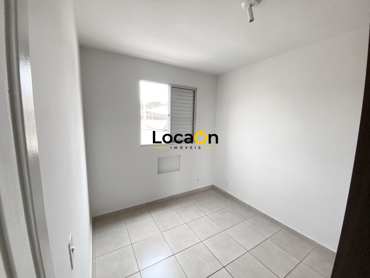 VENDE - Apartamento, 2 quartos com armarios, cozinha americana - City Ribeirão