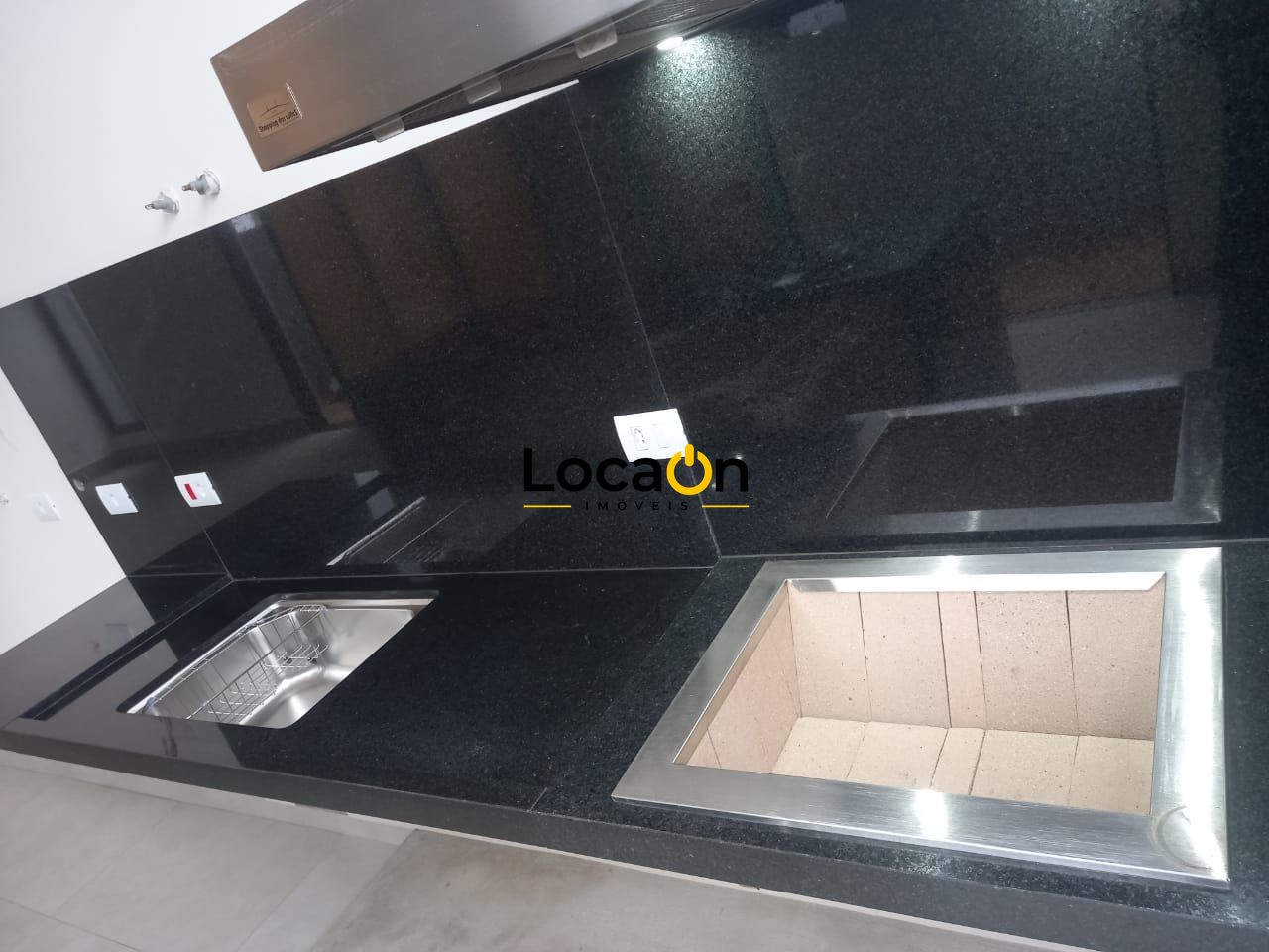 VENDE - Casa em condomíneo fechado - 3 siotes - Bonfim Paulista - 258m²