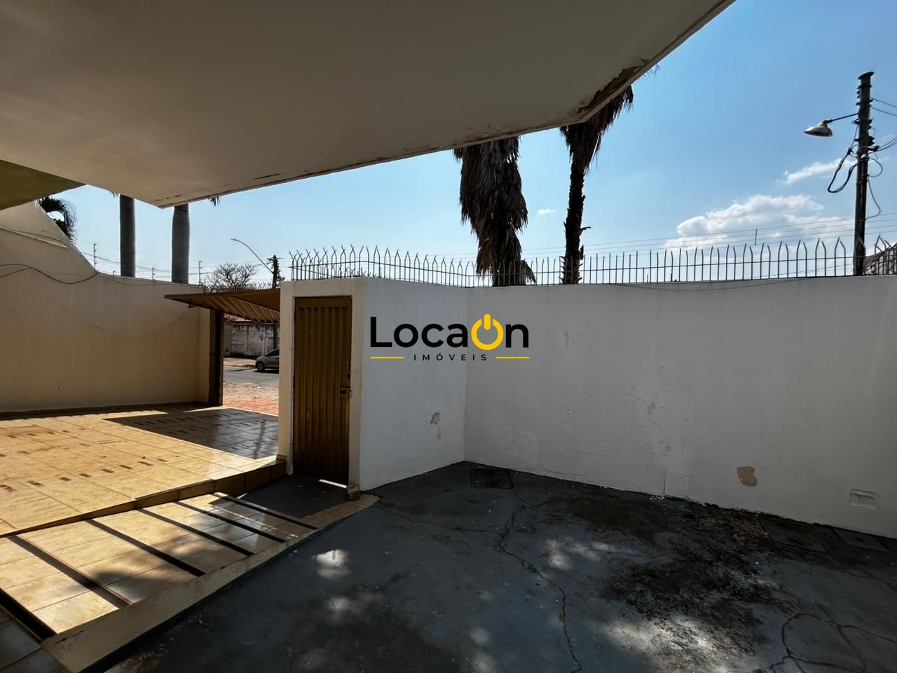ALUGA - Casa/Sobrado 4 quartos com suítes - Bairro Jd Planalto - Goiânia