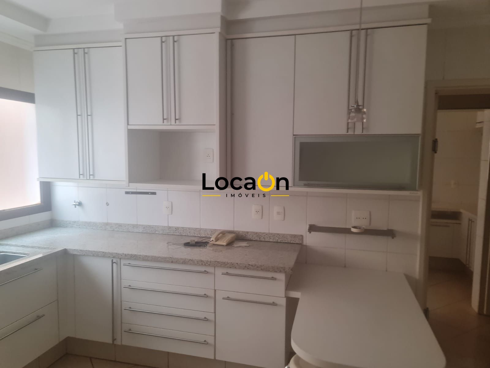 ALUGA - Apartamento com 4 Suítes, 317 m², "Edifício Barão Da Una" Centro - Ribei