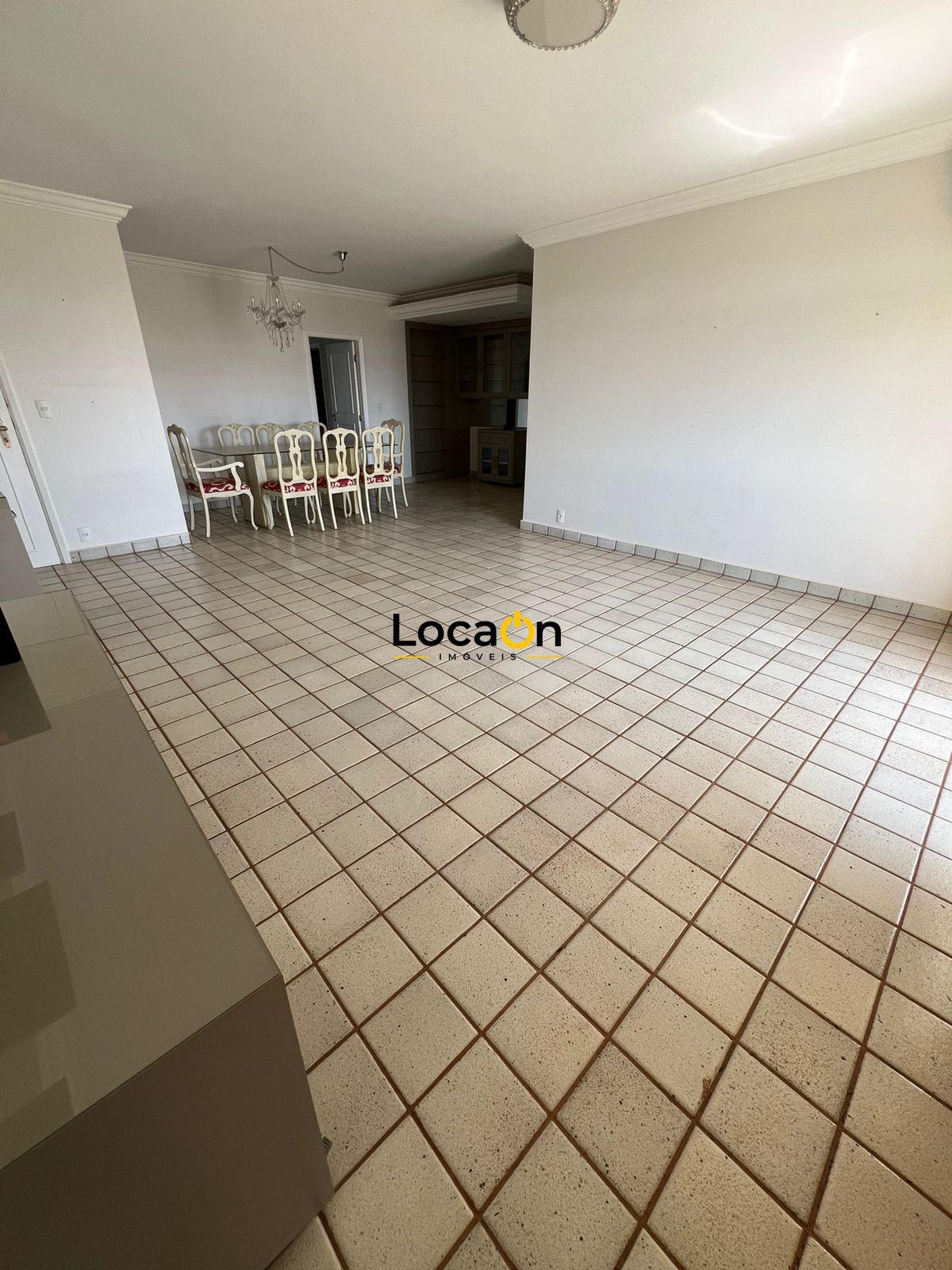 VENDE - Apartamento com vista para o Pq. Curupira, 170m², 1 suíte + 2 dormitório