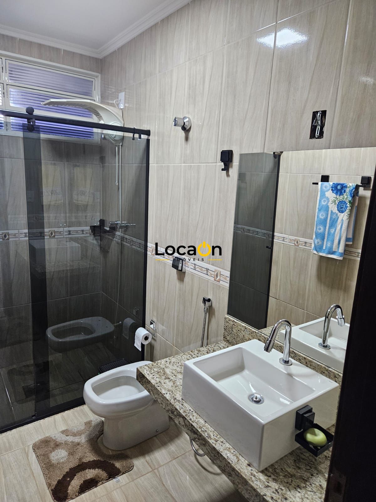ALUGA- Casa 3 dormitórios, suíte, 2 banheiros, casa planejada em Ribeirão Preto