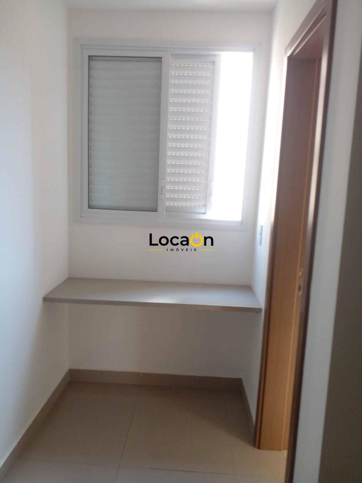 ALUGA - Apartamento c/ 3 Suítes, 121 m², "Edifício Barcelona" no Nova Aliança -
