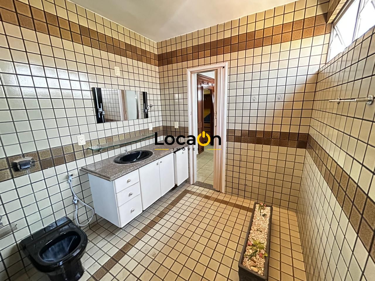 ALUGA - Casa/Sobrado 4 quartos com suítes - Bairro Jd Planalto - Goiânia