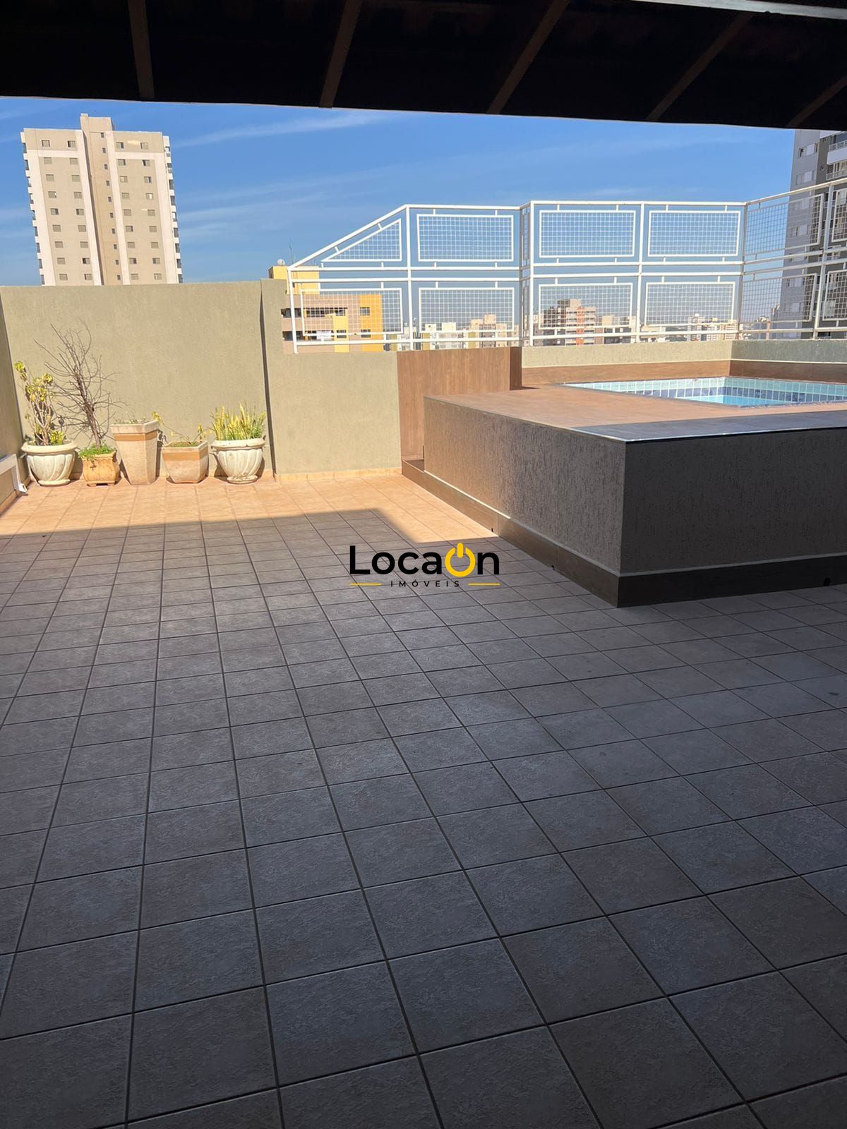 ALUGA- Apartamento 3 dormitórios, 2 vagas no Jardim Paulista