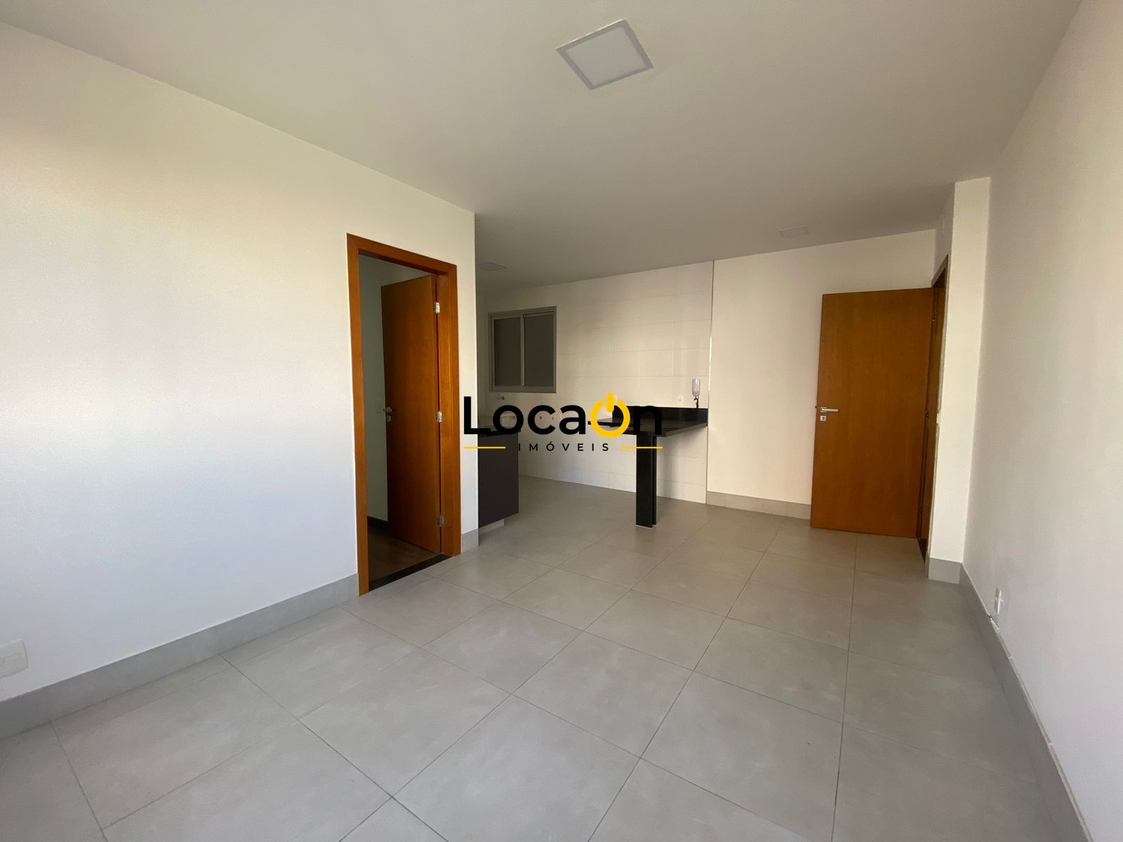 VENDE apartamento com 1 quarto no bairro de Lourdes em Belo Horizonte.