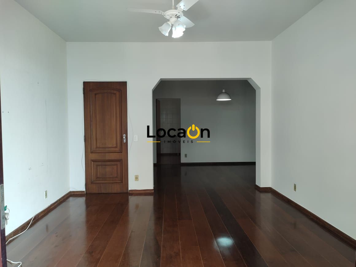 ALUGA - Apartamento no centro 3 Dormitórios