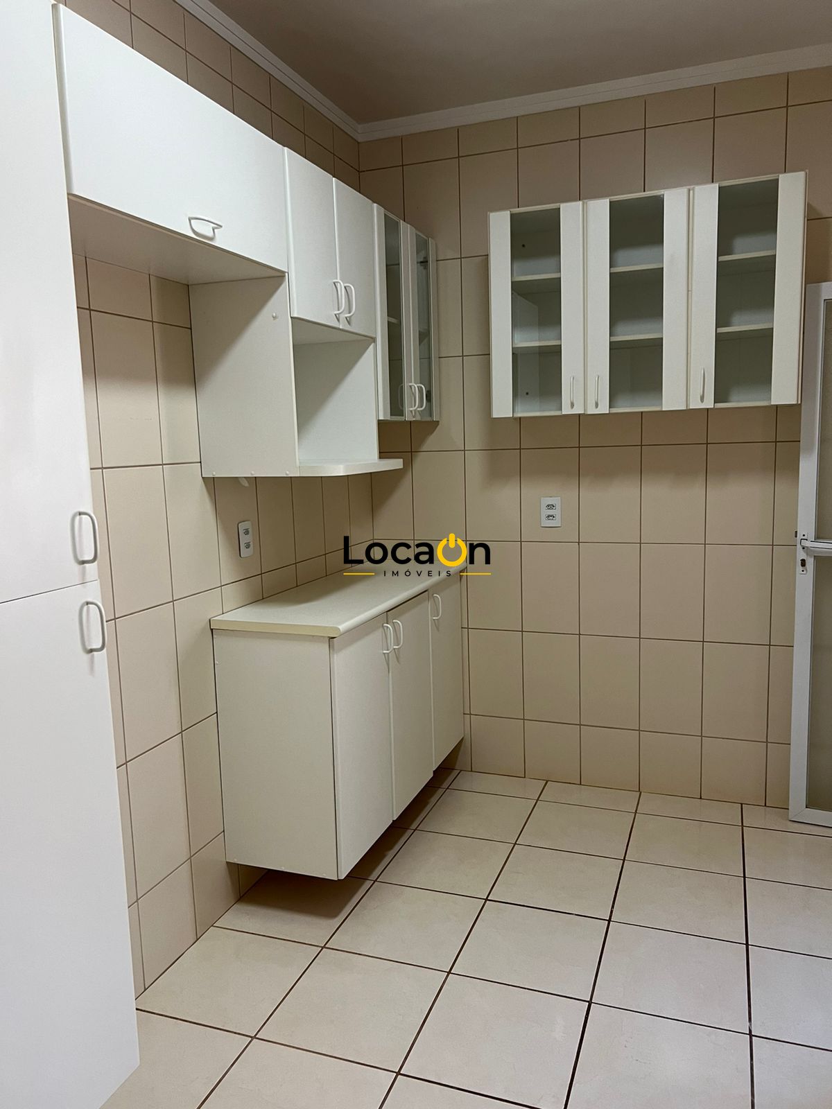 ALUGA- Apartamento 3 dormitórios, 2 vagas no Jardim Paulista