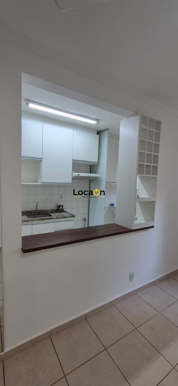 VENDE - Apartamento em condomineo - 2 Dormitórios