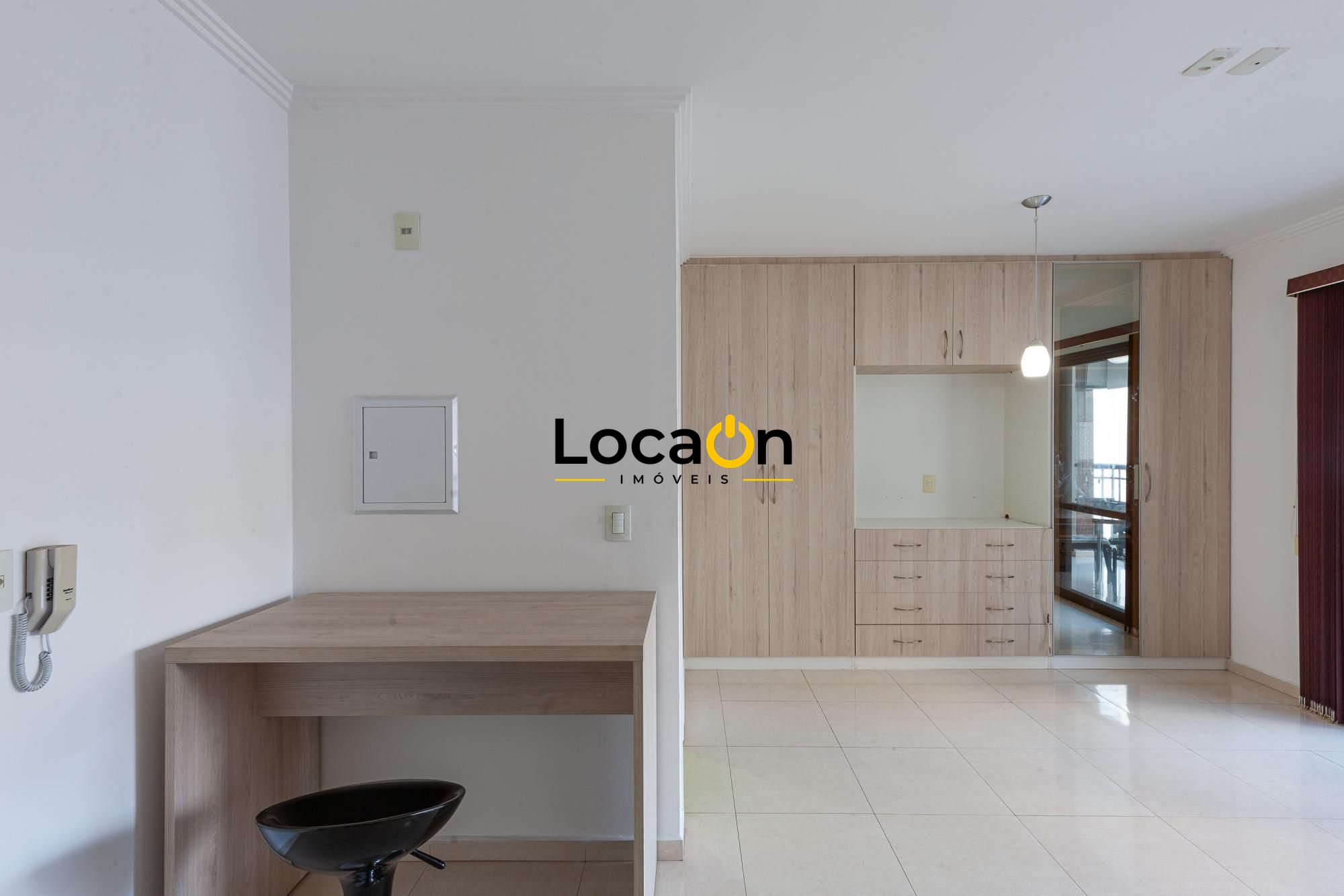 ALUGA - Apartamento Mobiliado 1 dormitorio no Bairro Republica