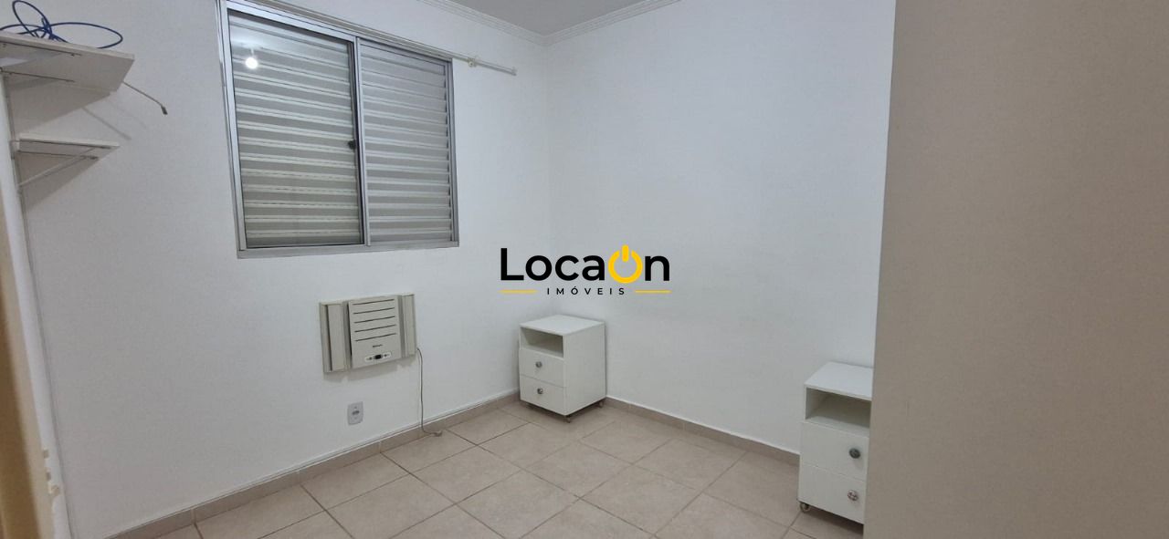 VENDE - Apartamento em condomineo - 2 Dormitórios