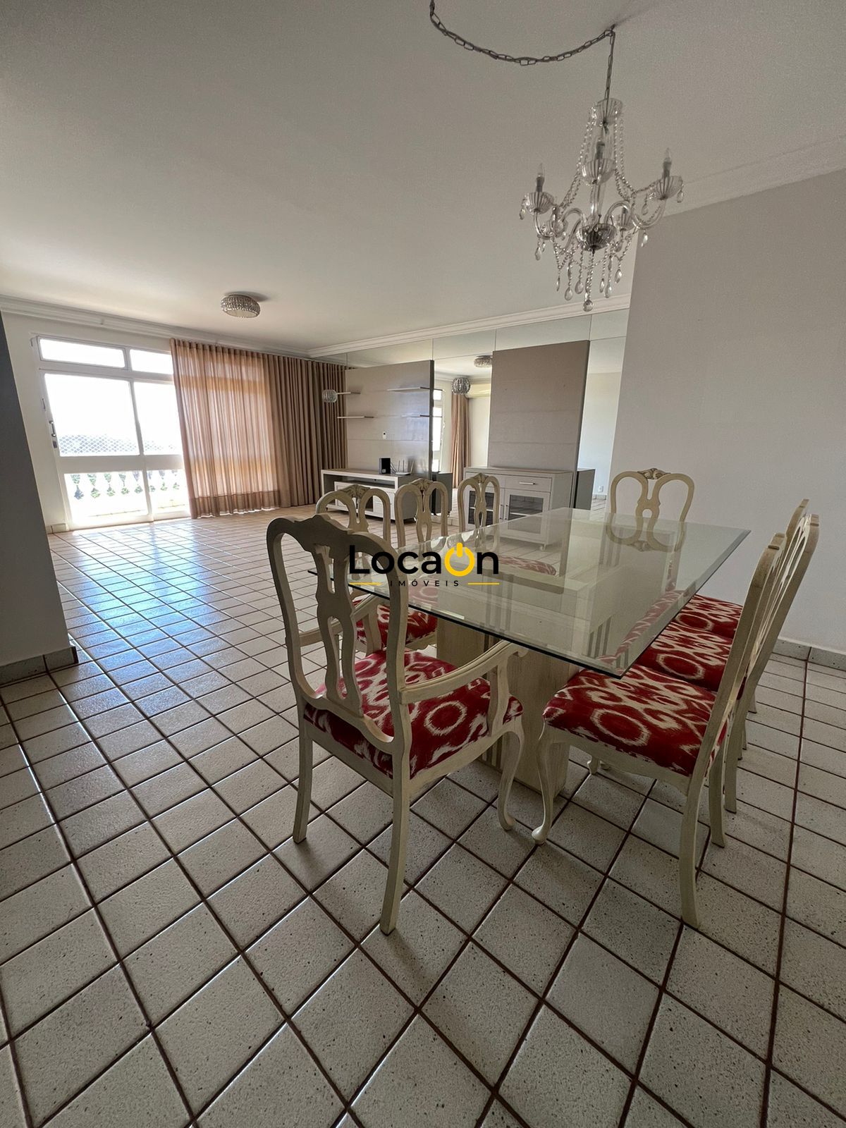 VENDE - Apartamento com vista para o Pq. Curupira, 170m², 1 suíte + 2 dormitório