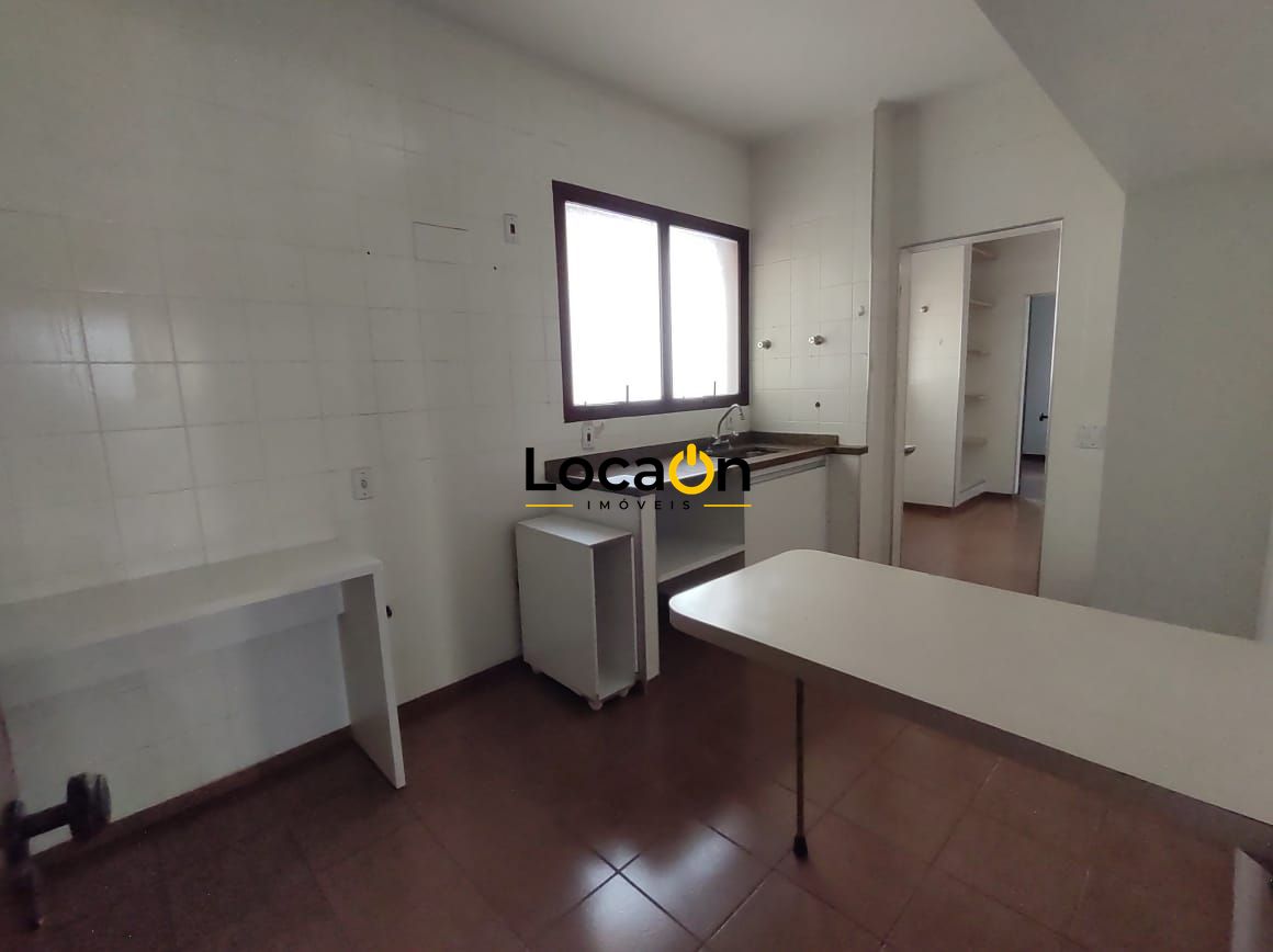 ALUGA - Apartamento no centro 3 Dormitórios